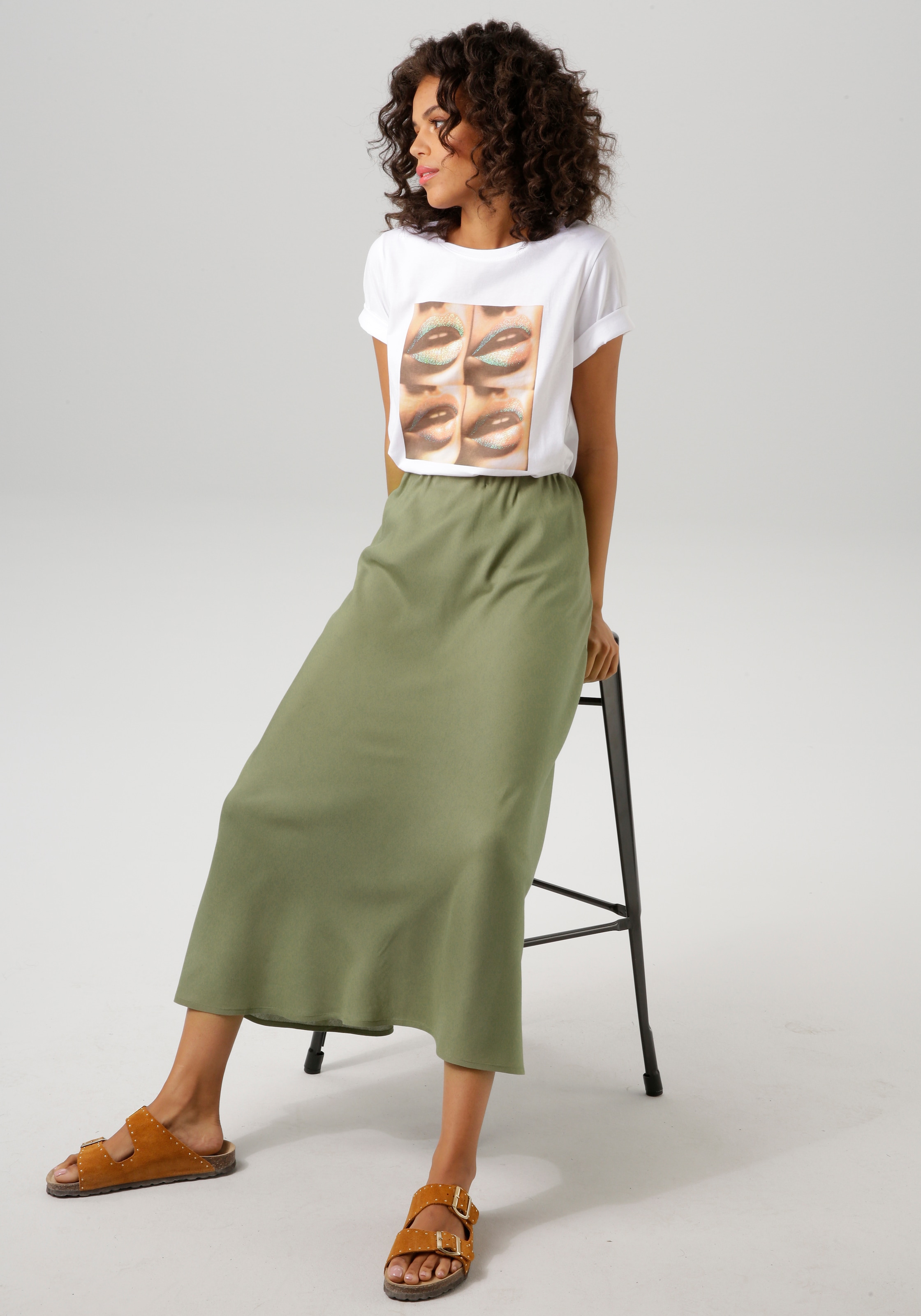 Aniston CASUAL Maxirock, in sommerlichen Farben