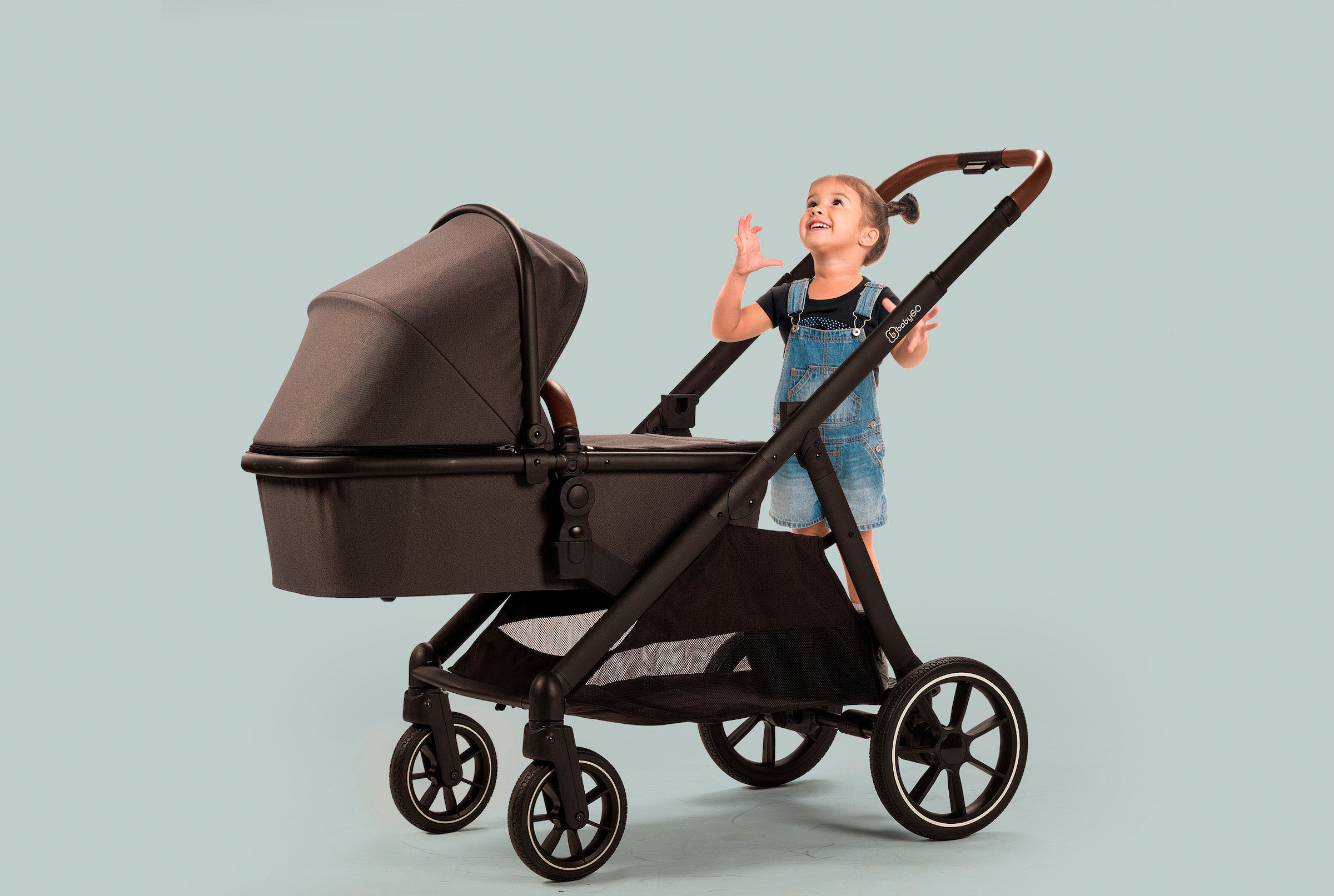 BabyGo Zwillingswagen »Duo«, inklusive Babywannen, Babyschalen, Regebezüge & Wickeltasche