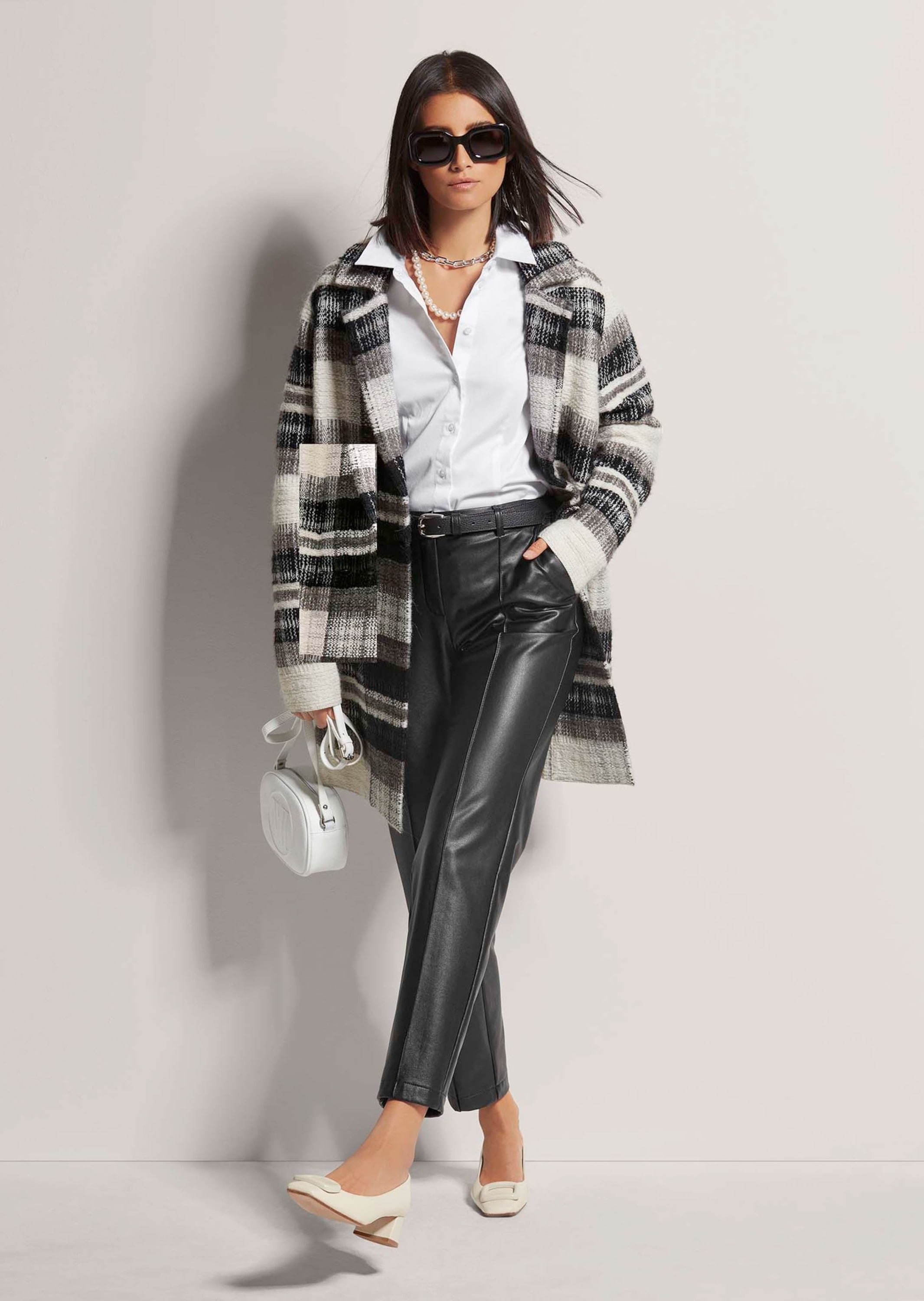 MADELEINE Strickjacke »Strickjacke Dünner Mantel aus italienischem Garn«