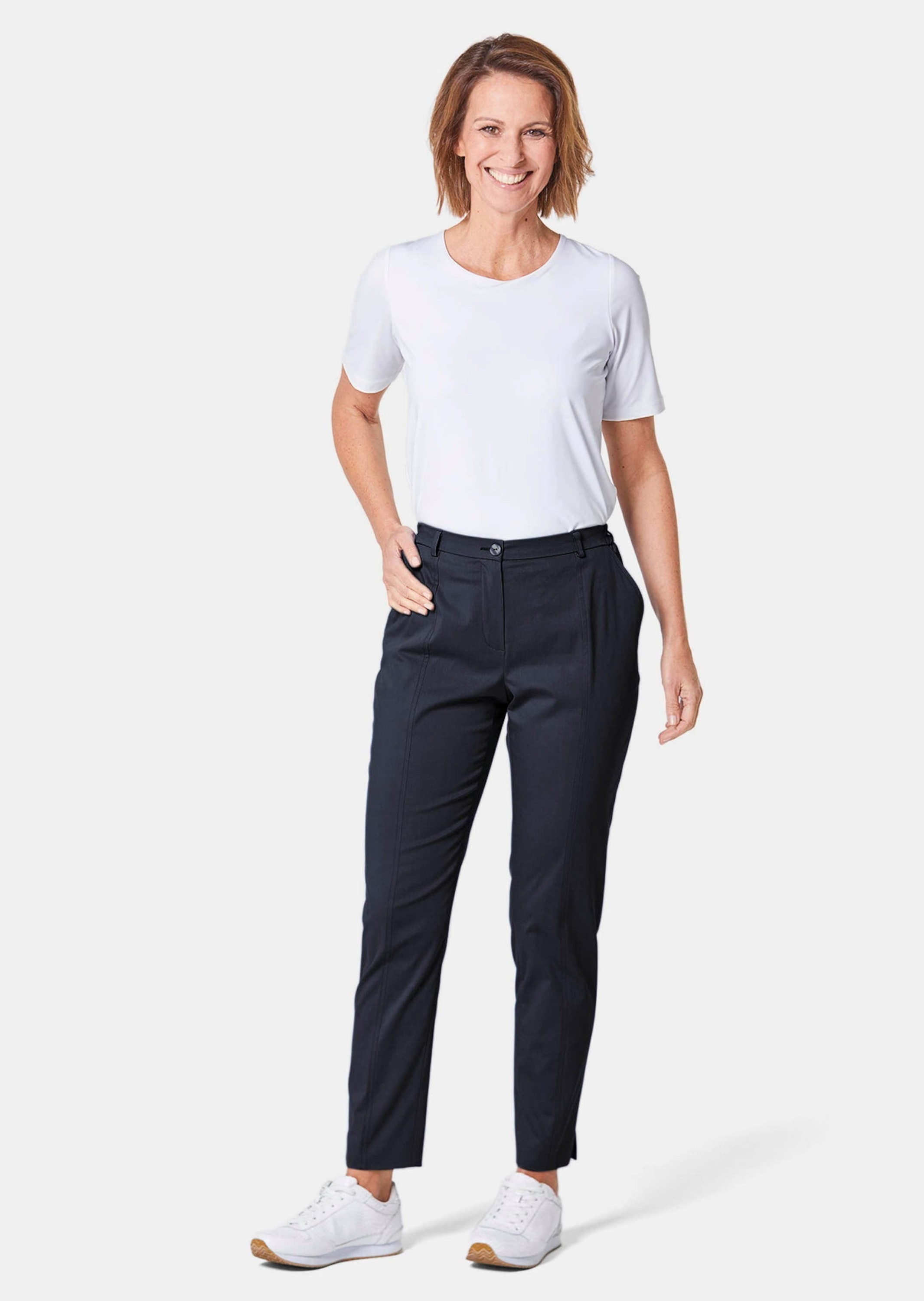 GOLDNER Stoffhose »Sportive Hose Carla aus trageangenehmen Satin«  perfekt sitzende und anschmiegsame Passform