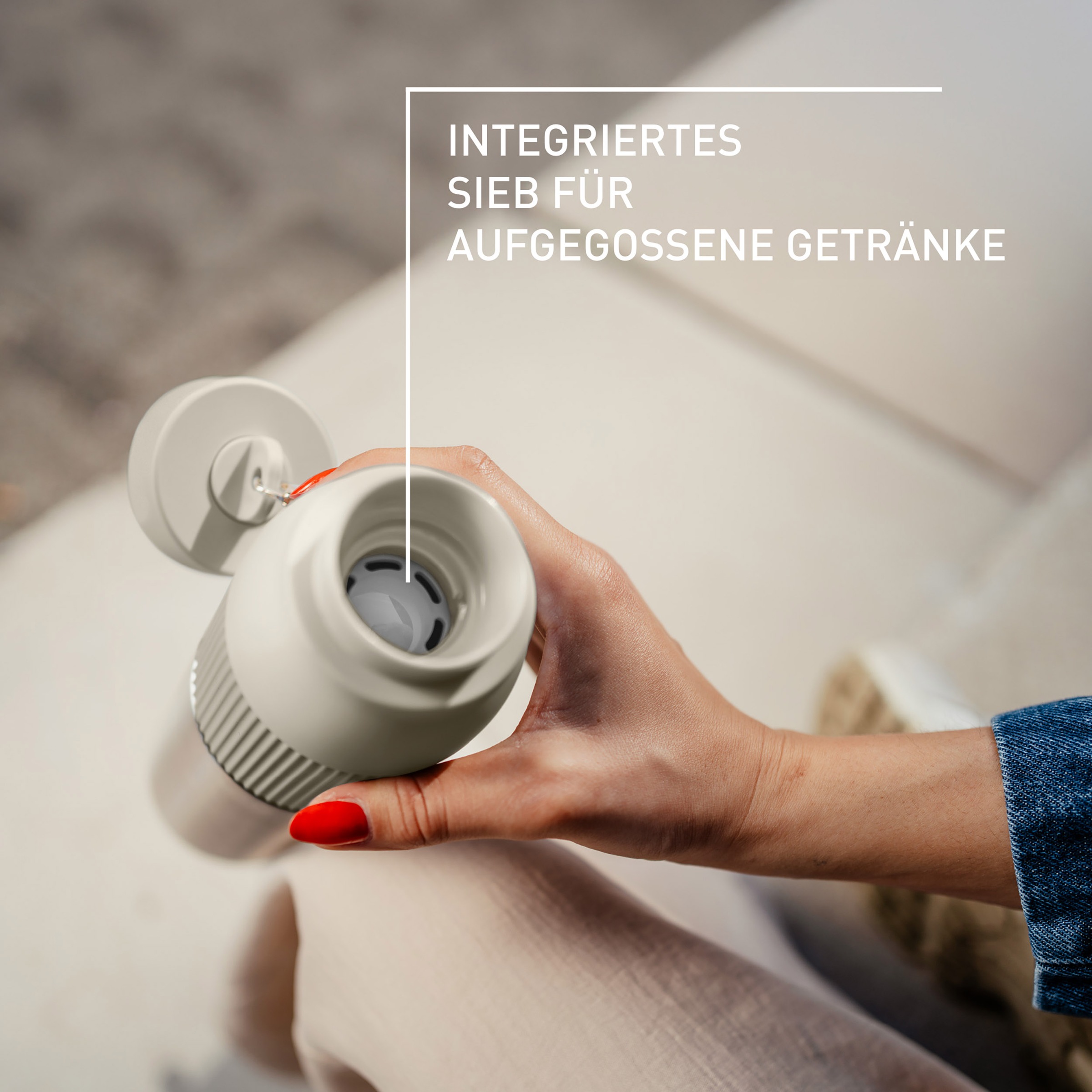 Emsa Isolierflasche »beYou Twist« mit integriertem Sieb und Trageband, 100% dicht, spülmaschinengeeignet