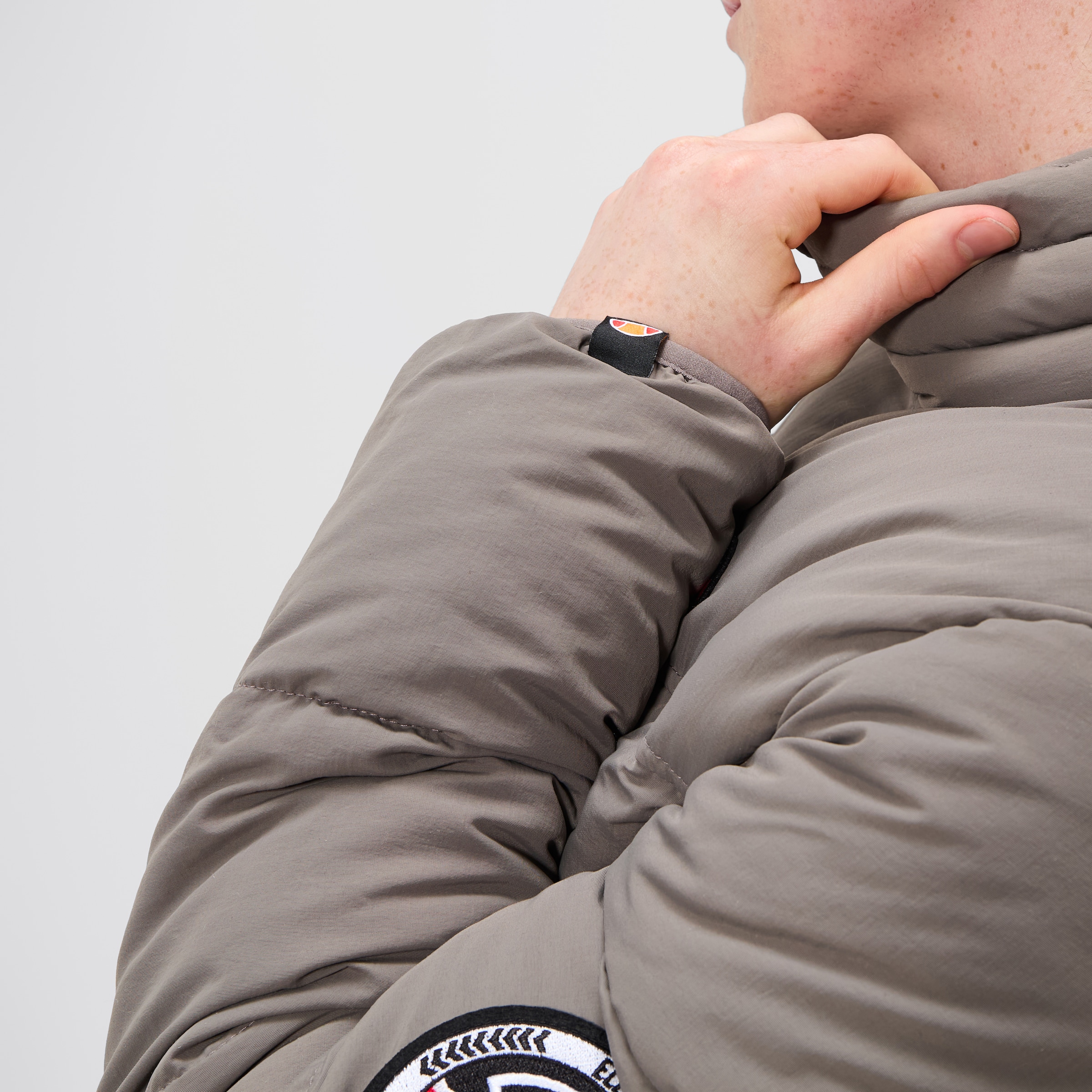 Ellesse Outdoorjacke »NEBULA PADDED JACKET«, (1 St.)