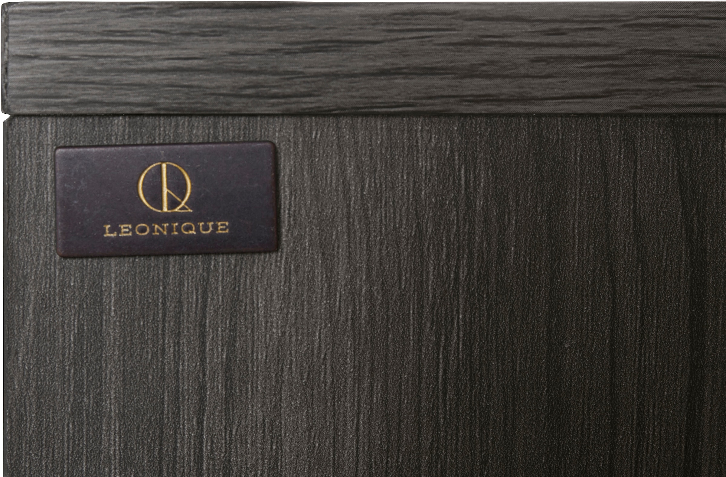 Leonique Sideboard »Nanterie«, aus edler Holzoptik, mit exklusivem Fischgrätenmuster, Breite 90 cm