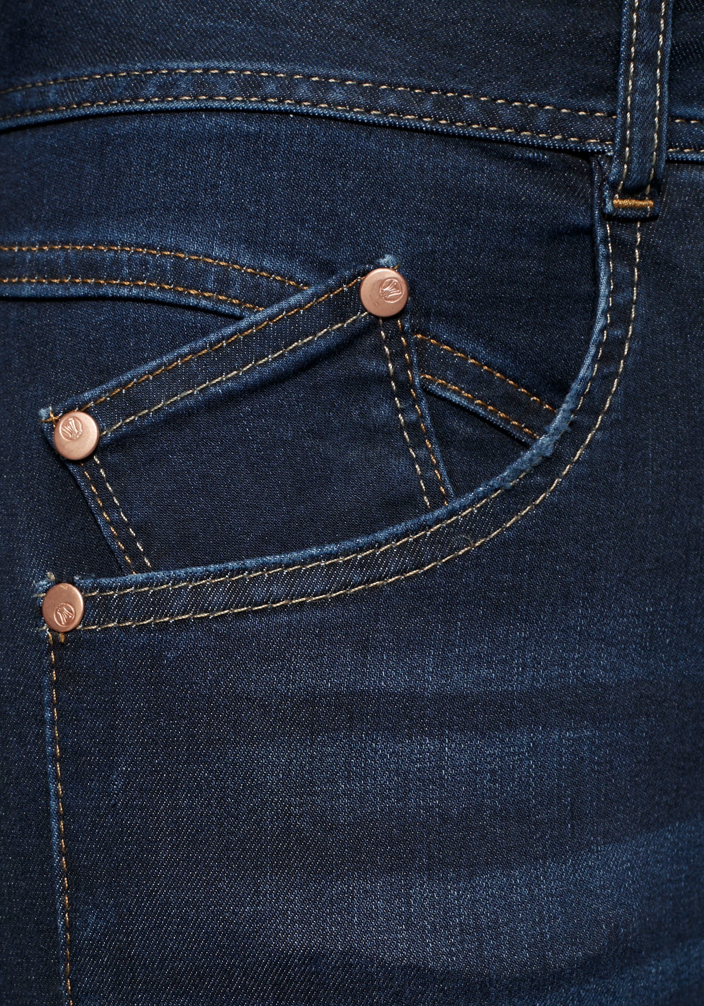 Herrlicher 5-Pocket-Jeans »Gila Slim Denim« mit seitlichen Keileinsätzen, figurformend