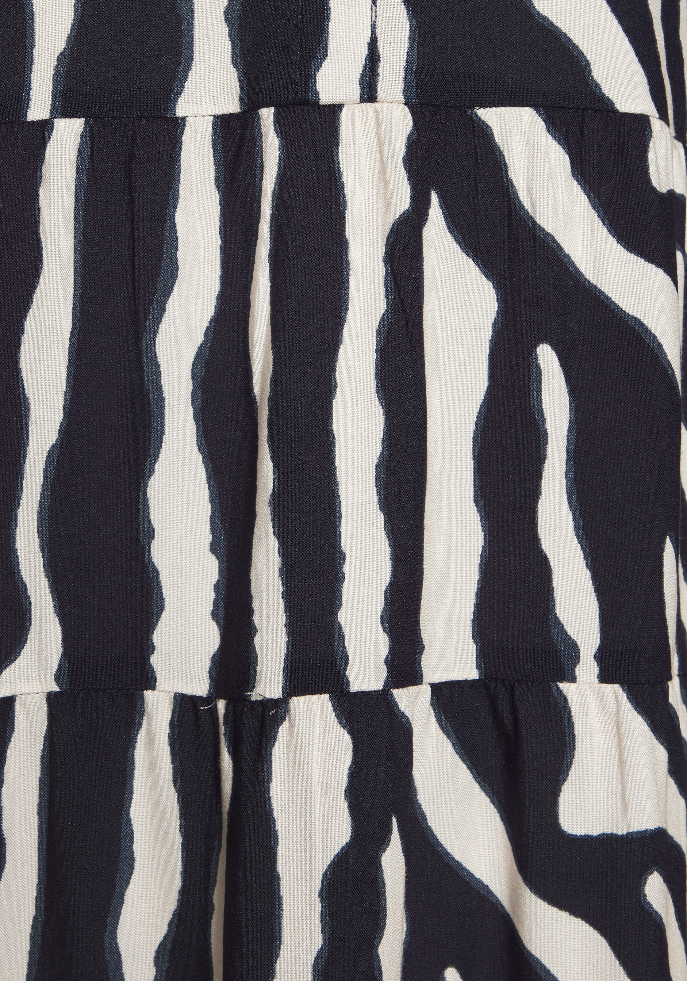 LASCANA Strandkleid mit Alloverdruck, Tunika, Blusenkleid aus Viskose