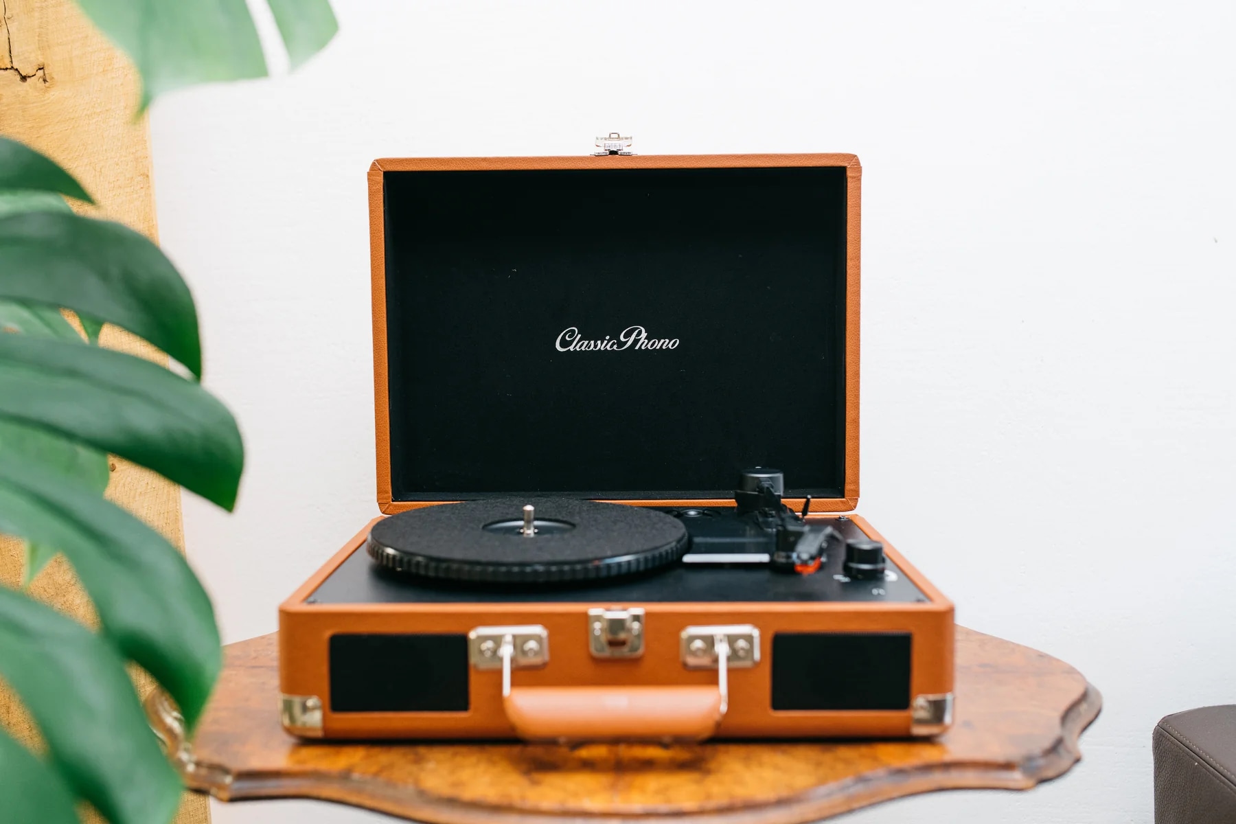 Classic Phono Plattenspieler »TT-10BN« Retro Koffer-Plattenspieler