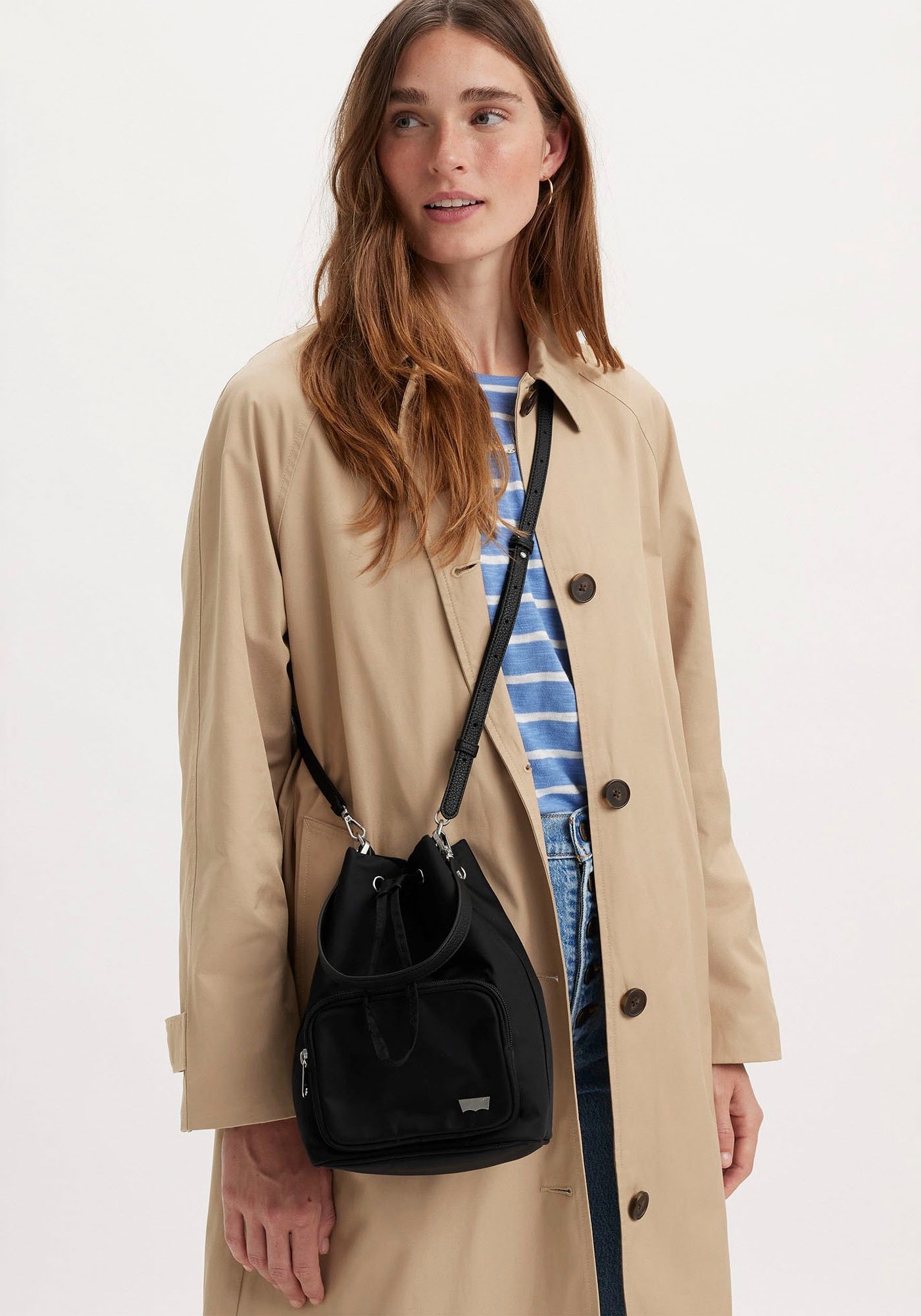 Levi's® Beuteltasche »Women´s BUCKET BAG«, mit abnehmbaren Trage- und Schulterriemen