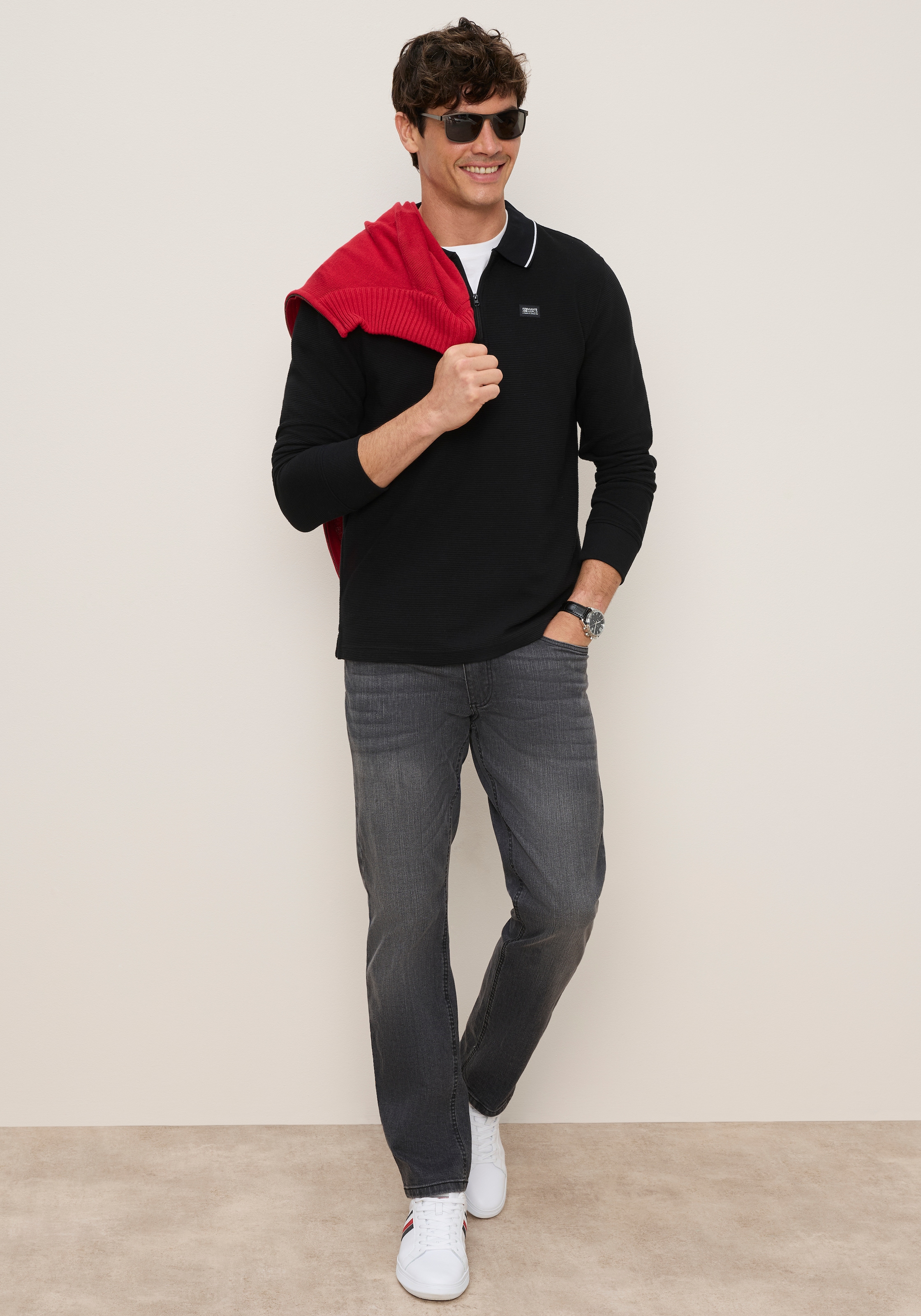 Man's World Sweatshirt »mit Polokragen«, Bequem wie ein Sweatshirt. Smart wie ein Polo.
