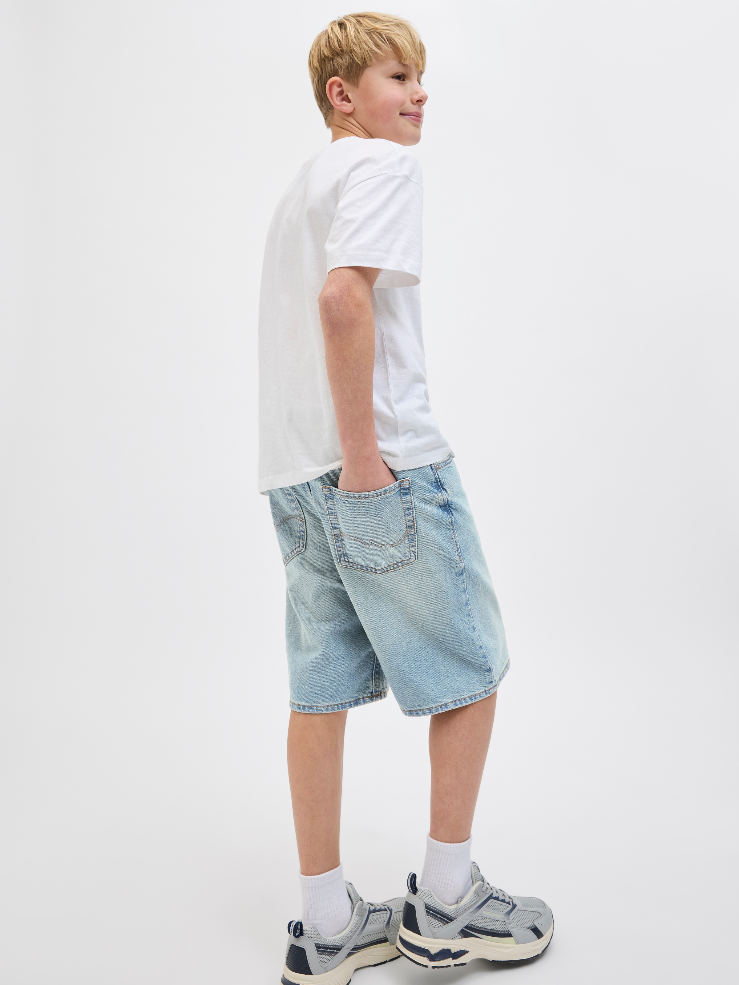 Jack & Jones Junior Shorts »JJIALEX mit Relaxed Fit und hoher Taille«  unifarben, modisch, relaxed fit, Web