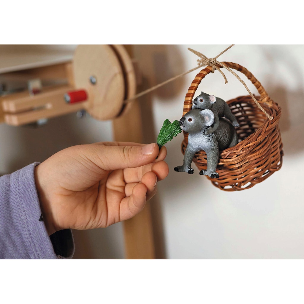 Schleich® Spielfigur »WILD LIFE, Koala Mutter mit Baby (42566)«