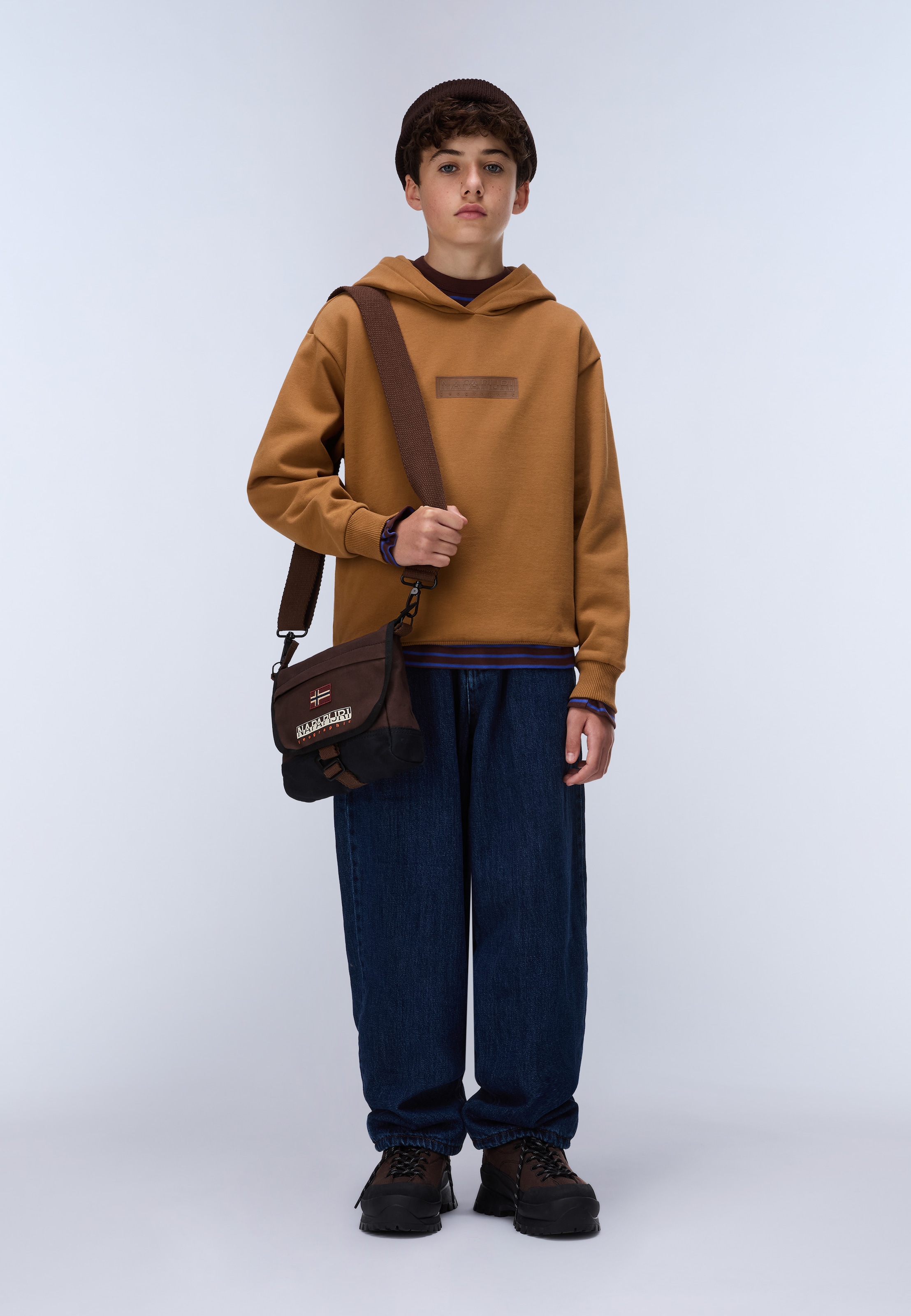 Napapijri Kapuzensweatshirt »K B-NEW BOX LOGO H W BLU MARINE«, für Jugendliche geeignet, aus Baumwolle und Polyester, normale Länge
