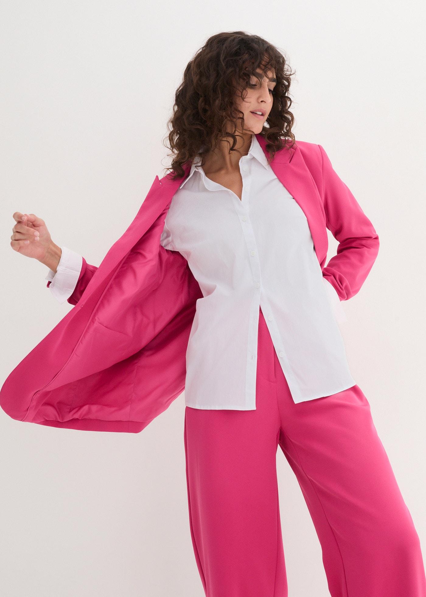 bonprix Langarmbluse figurbetonte Passform, für klassischen Look, aus Baumwollmischung