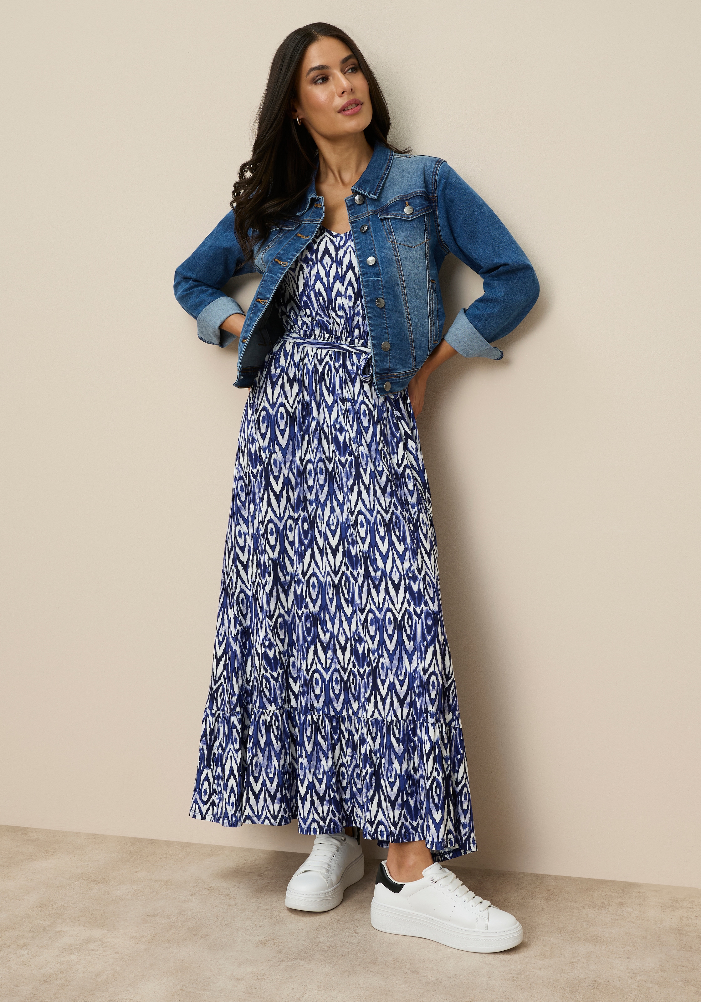 Tamaris Jerseykleid mit verspielten Ärmeln, figurumspielende Passform