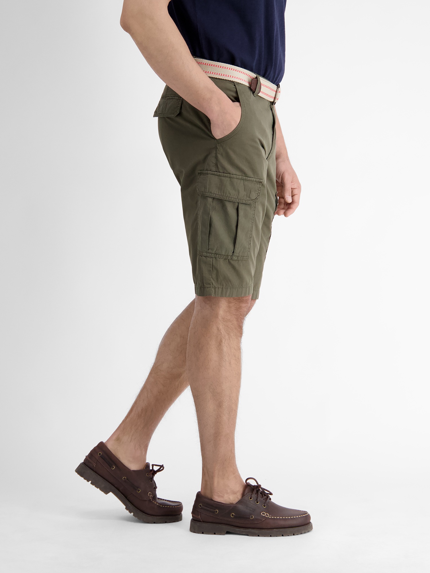 LERROS Bermudas »Cargo-Bermuda mit Gürtel«  Bequem geschnittene Bermuda für den Sommer, Einfarbig, 100% Baumwolle