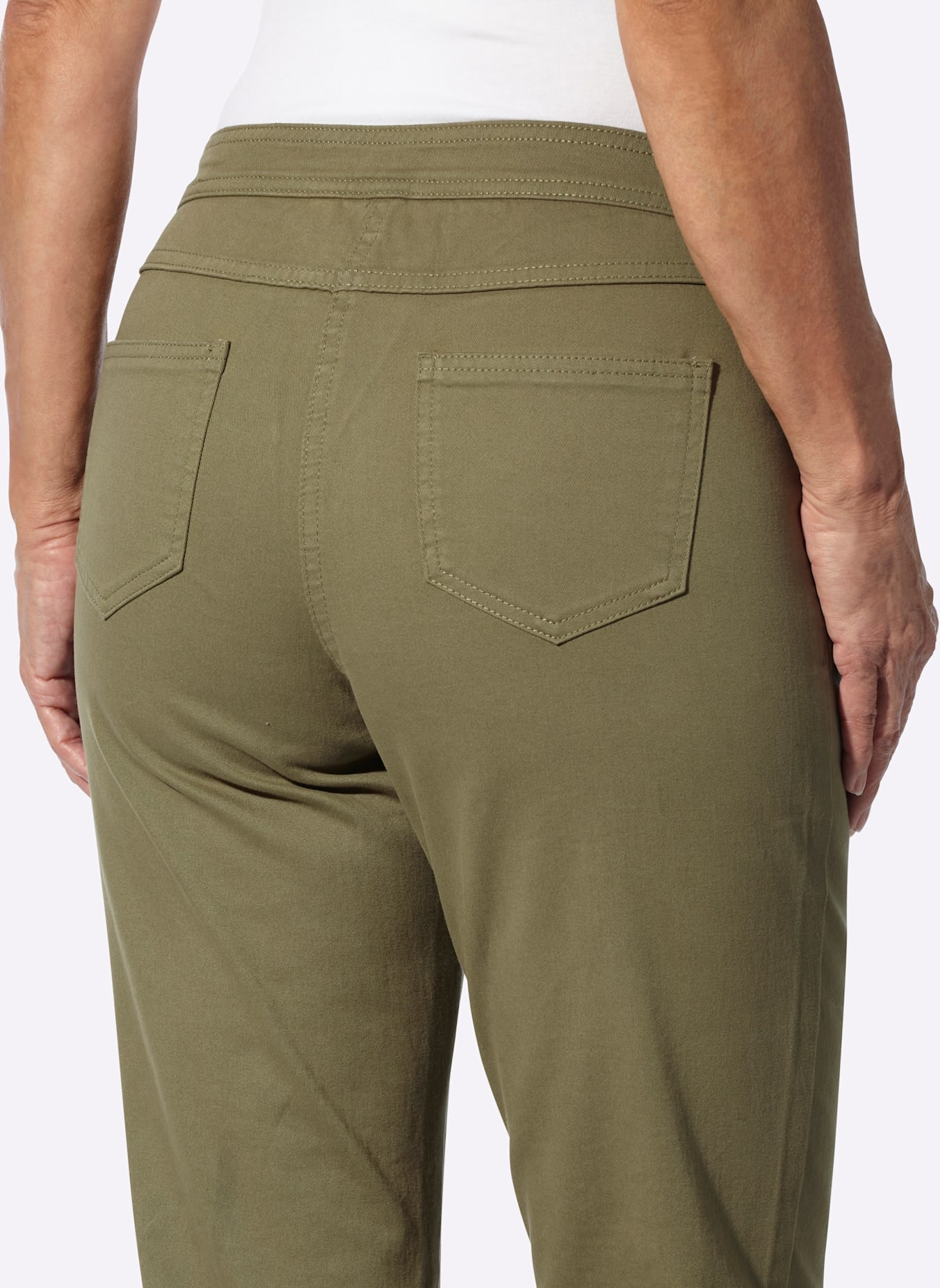 Classic Basics Trachtenjeans 1