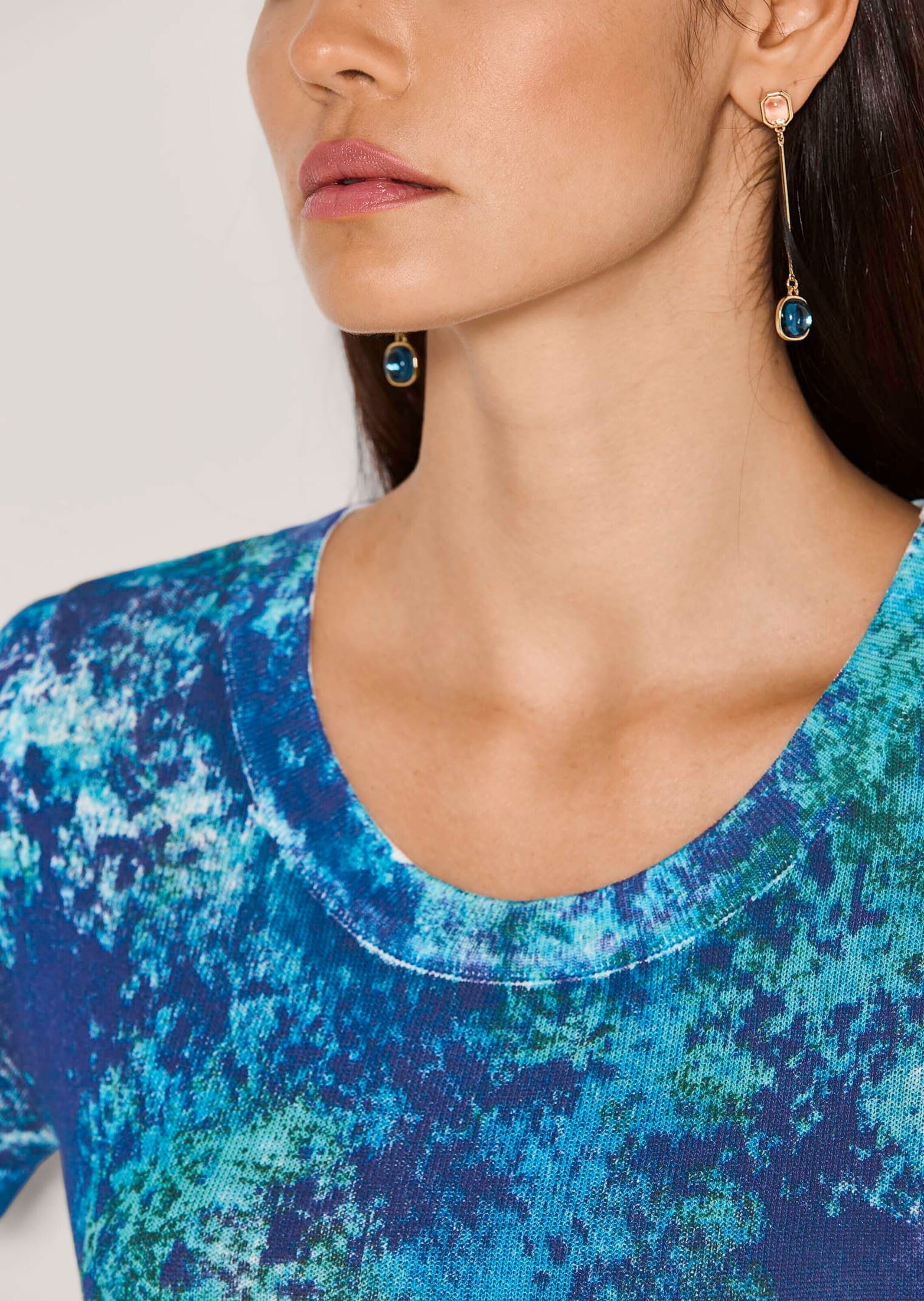 MADELEINE Longpullover »Druckpullover Viskosepullover mit All-Over-Print« Lebhafter Allover-Print