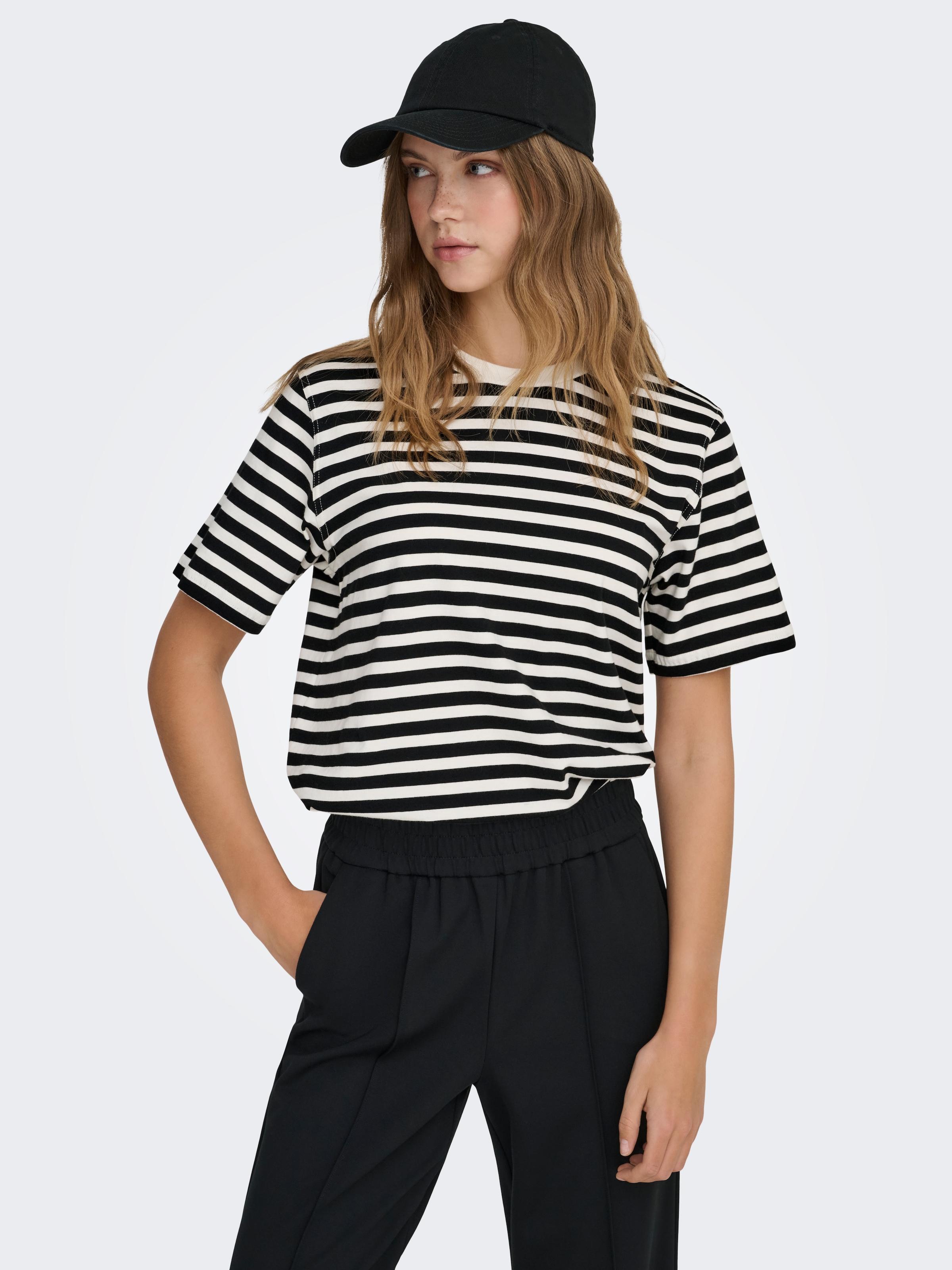 ONLY Kurzarmshirt »ONLLIVINA S/S STRIPE TEE JRS NOOS«