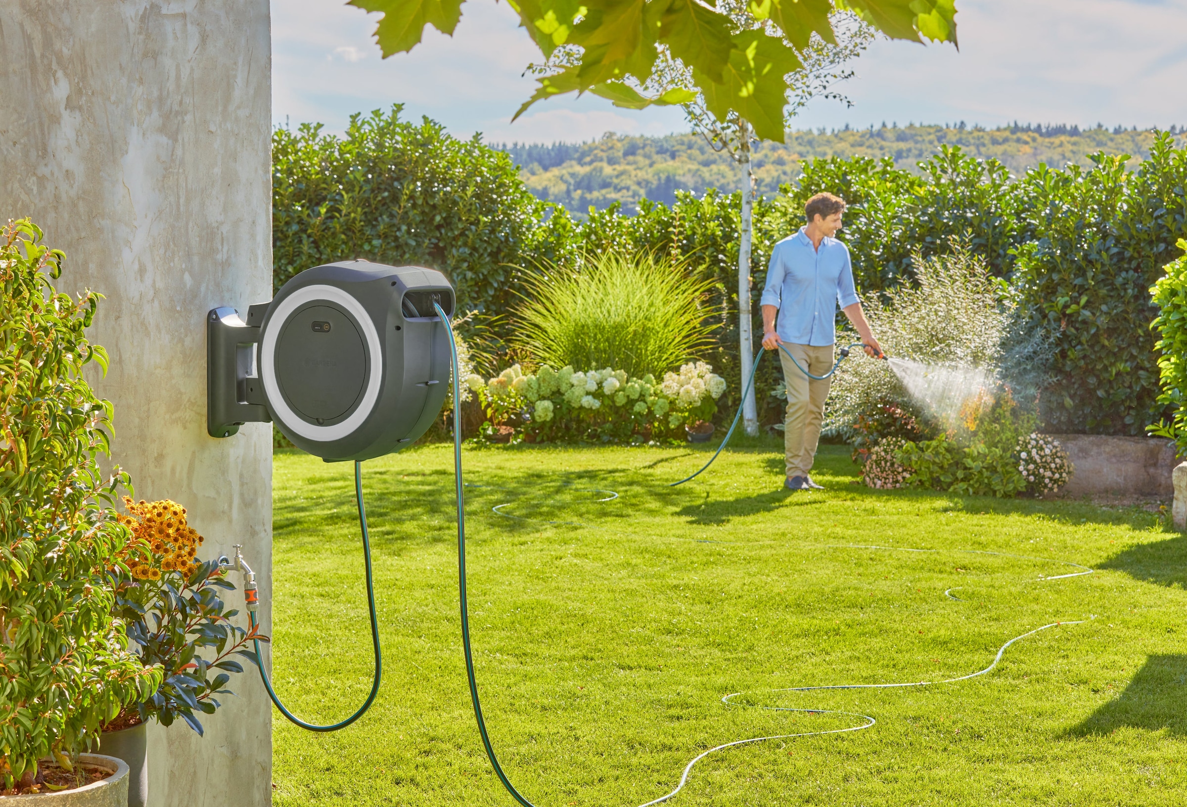 GARDENA Schlauchbox »PowerRoll XL 18V P4A Ready-To-Use Set« innovativ, mit Funkfernsteuerung, Inkl. Akku und Ladegerät
