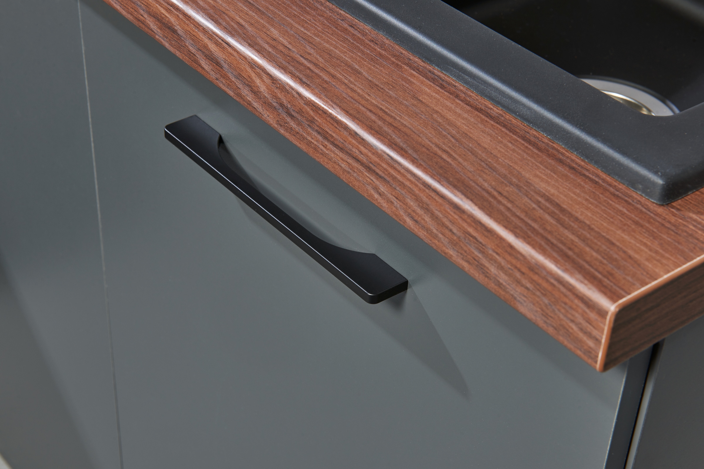 BASIC by Balculina Küchenzeile »Girona B/H/T 325x211x200 cm« Breite 325cm, wahlweise mit E-Geräte, Softclose