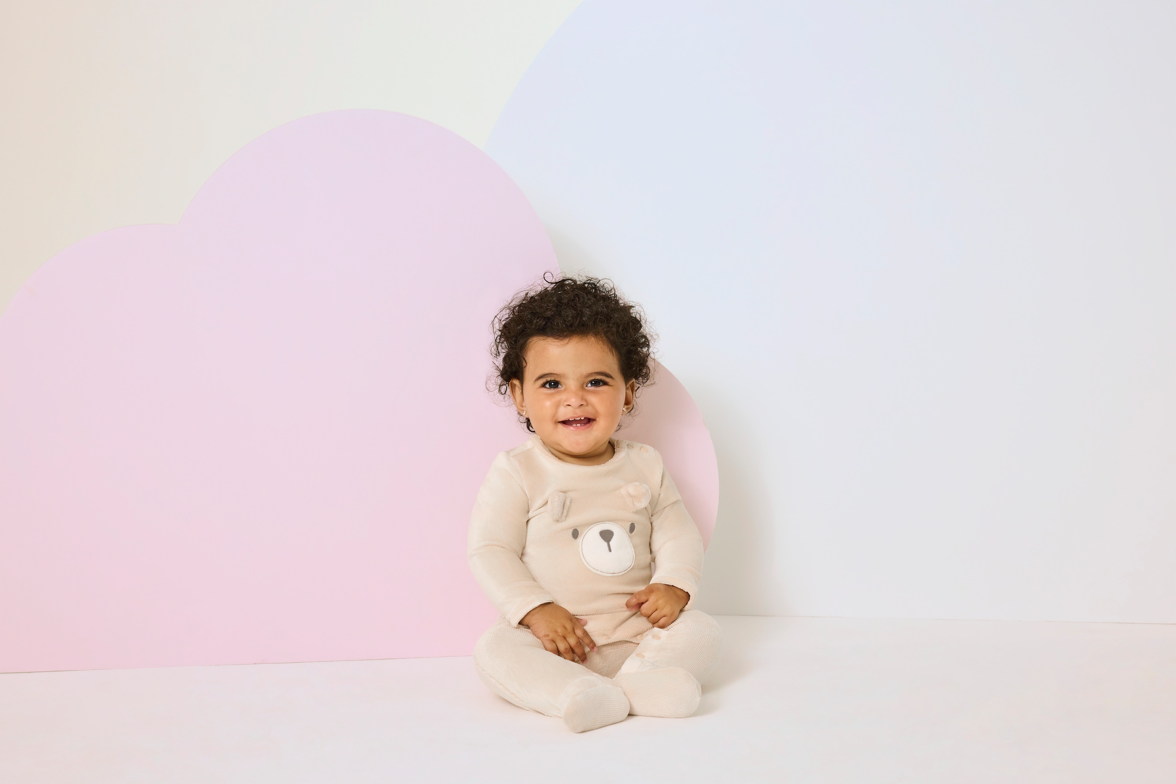 HUGGIES babywear Strampler »HUGN FOOTED COVERALL«, Cord in elastischer Qualität