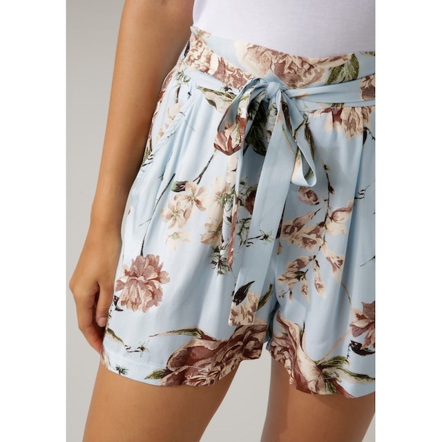 Aniston CASUAL Shorts, mit unterschiedlichen Drucken bei ♕