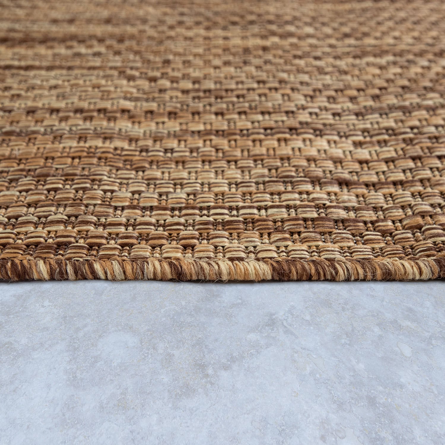 Home affaire Teppich »Venedig«, rechteckig, 5 mm Höhe, In-und Outdoor geeignet,Flachgewebe, Sisal-Optik, Wohnzimmer, Wetterfest & UV-beständig, für Balkon, Terrasse und Wintergarten, besonders flach, auch für Küche, Esszimmer und Wohnzimmer geeignet