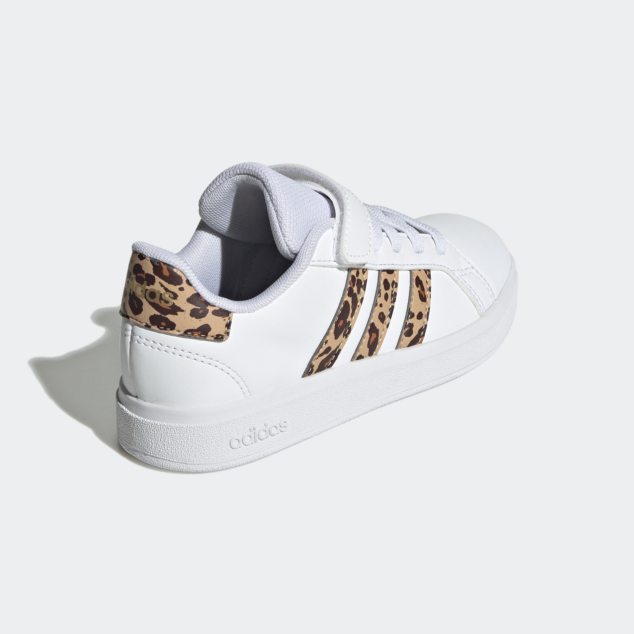adidas Sportswear Sneaker »GRAND COURT 2.0 KIDS«, Design auf den Spuren des adidas Superstar