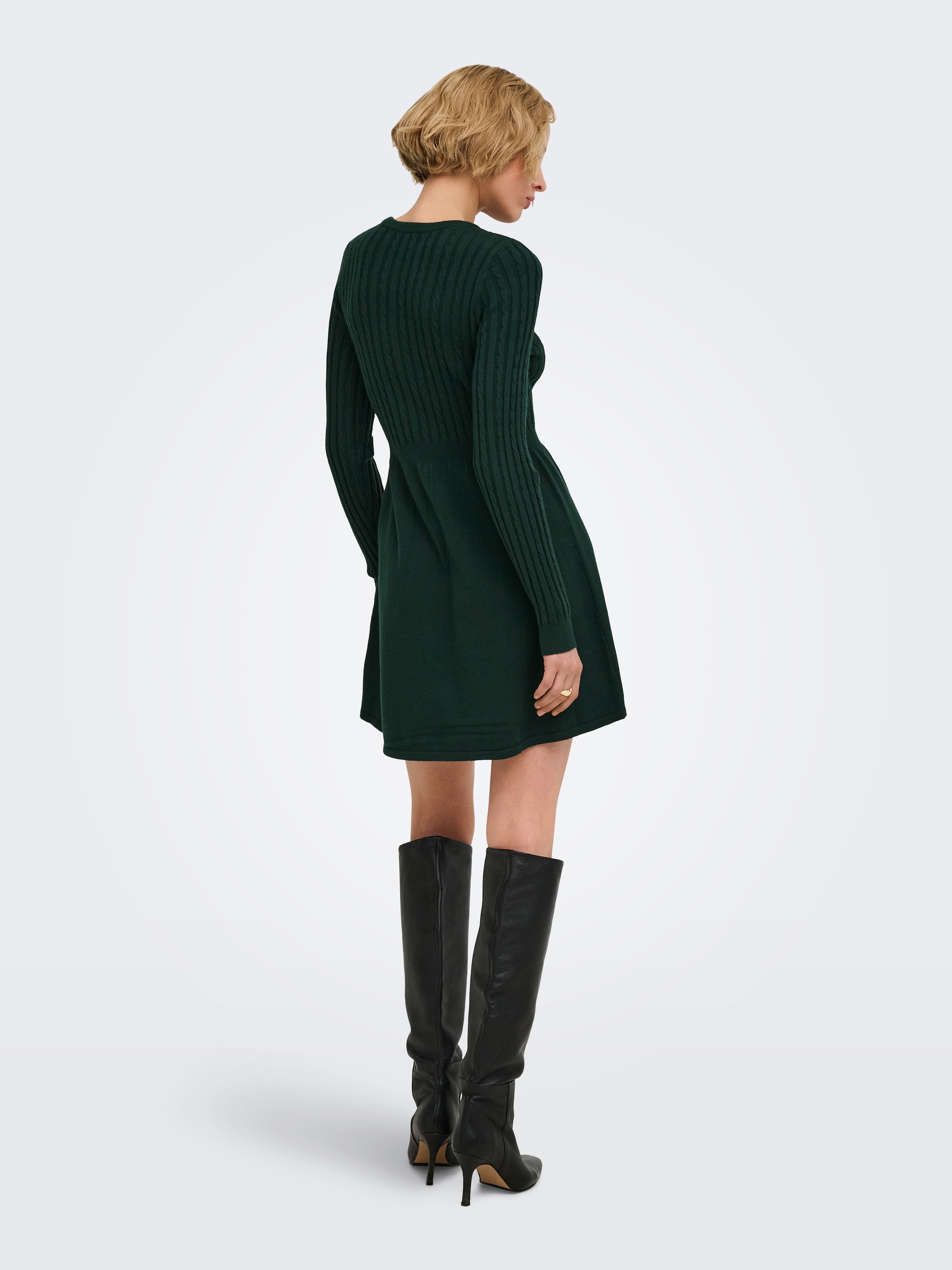 ONLY Strickkleid »ONLFIA LS CABLE DRESS KNT« Viskosemischung, regular fit