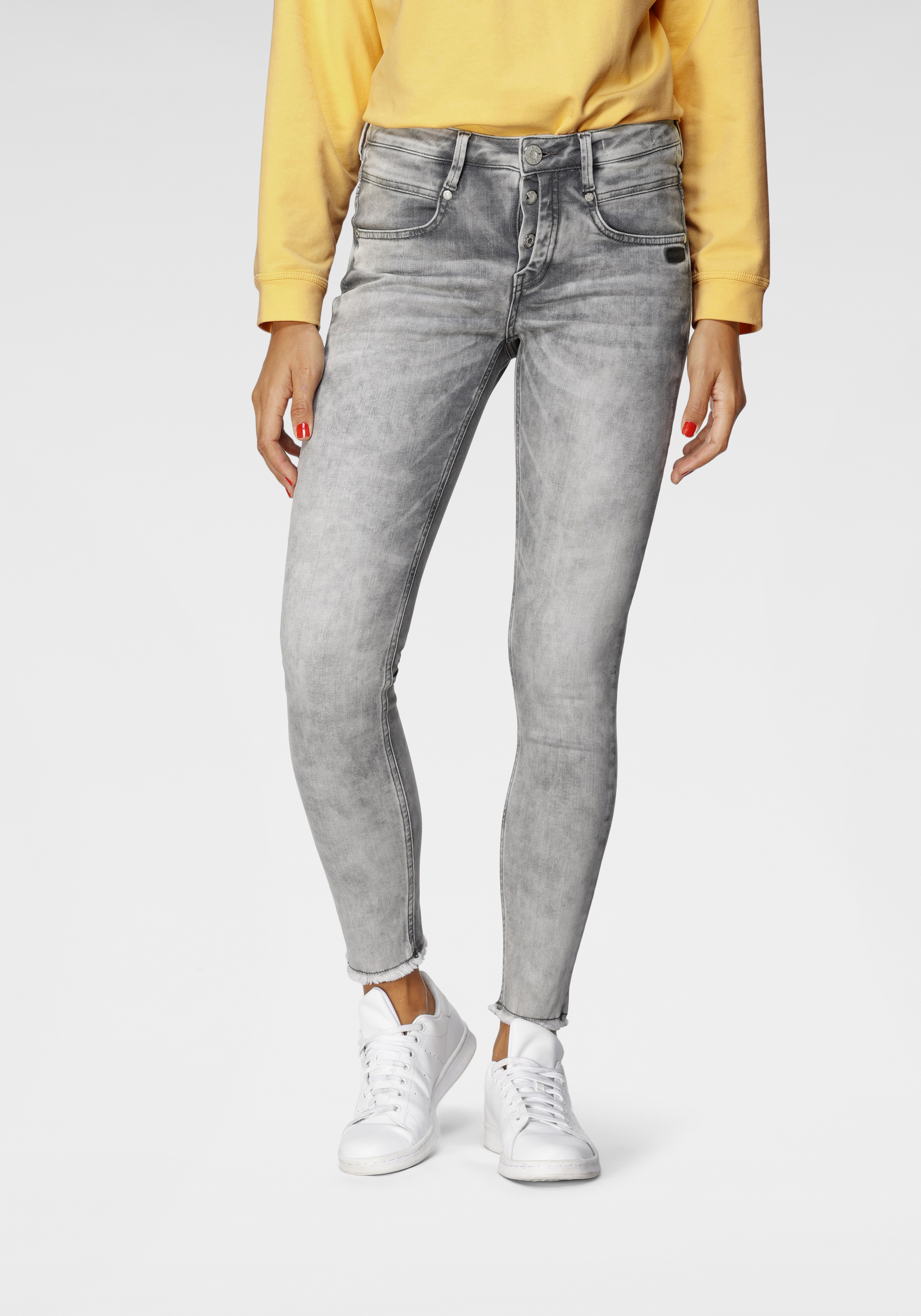 Ankle-Jeans »94Medina«, mit leicht ausgefranster Kante am Saumabschluss