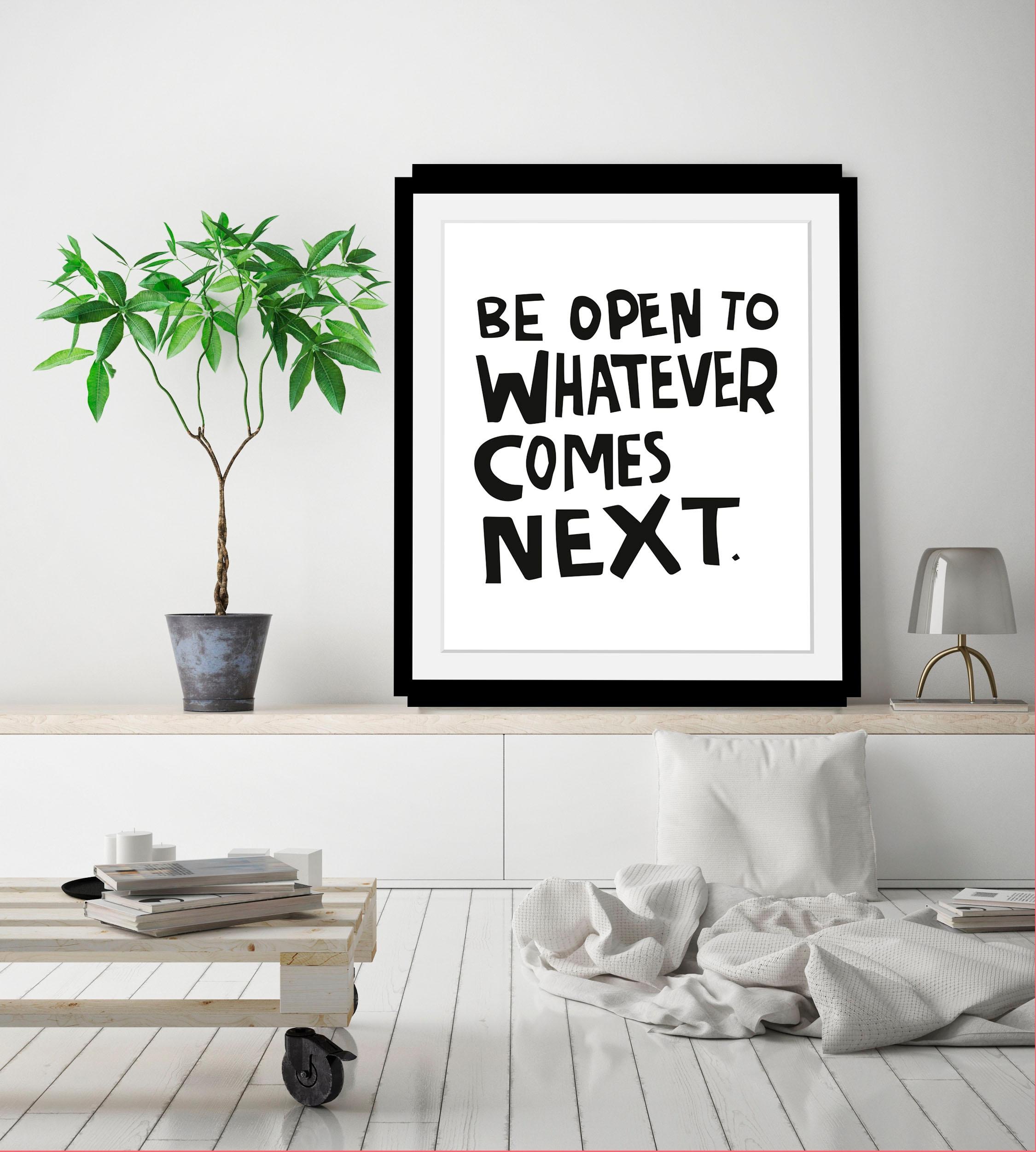 queence Bild »Next«, Schwarz-Weiß-Schriftzug-Motivationsbilder, HD Premium Poster-Druck inkl. Holzrahmen