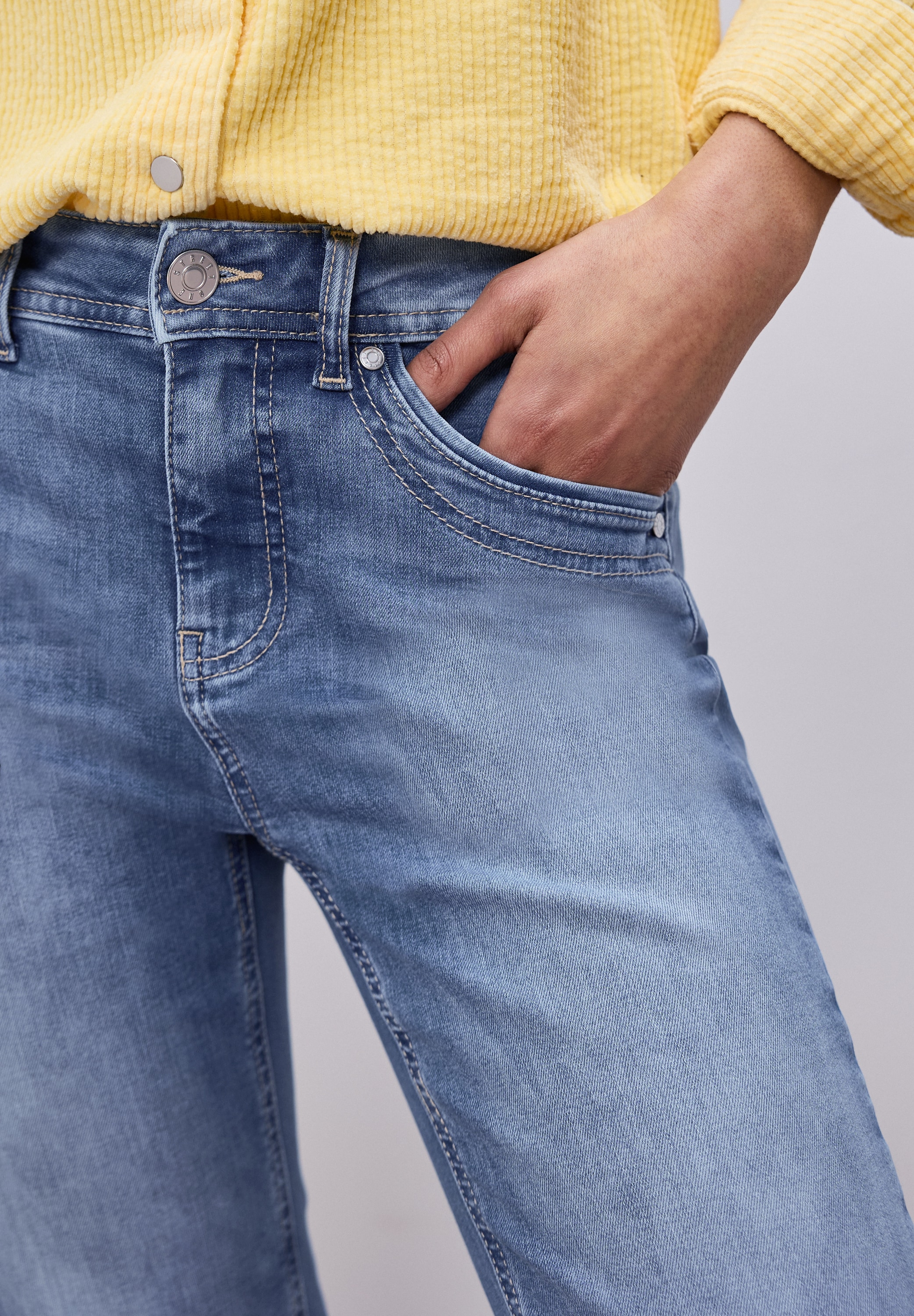 STREET ONE Bootcut-Jeans »Style Blaire« in klassischer 5-Pocket-Form