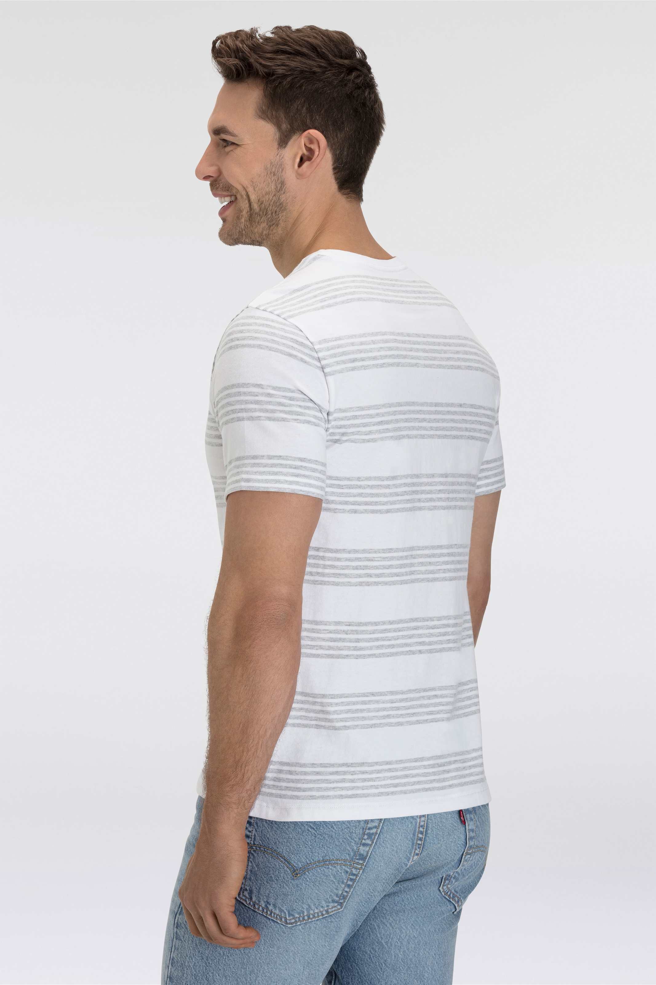 Levi's® T-Shirt, mit Streifenmuster