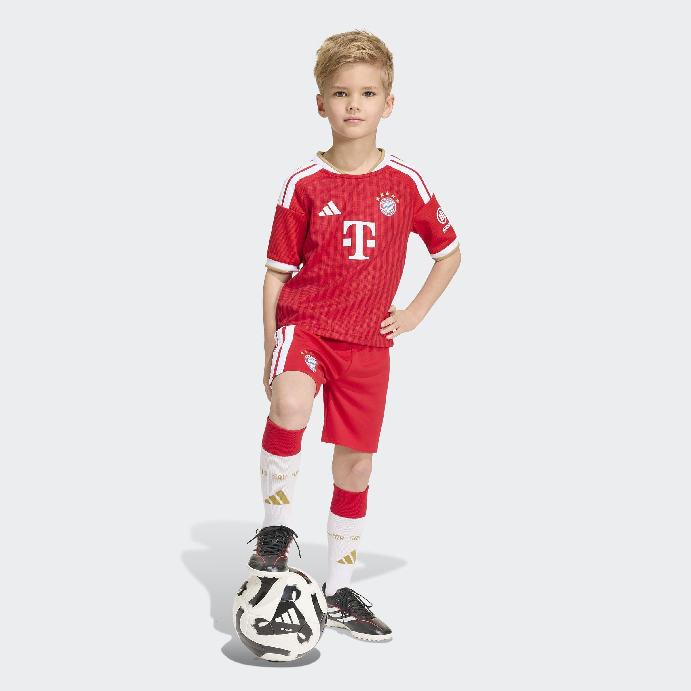adidas Performance Trainingsanzug »FCB H MINI« 2 für junge Fußballfans, mit regulärem Schnitt, zweiteiliges Set