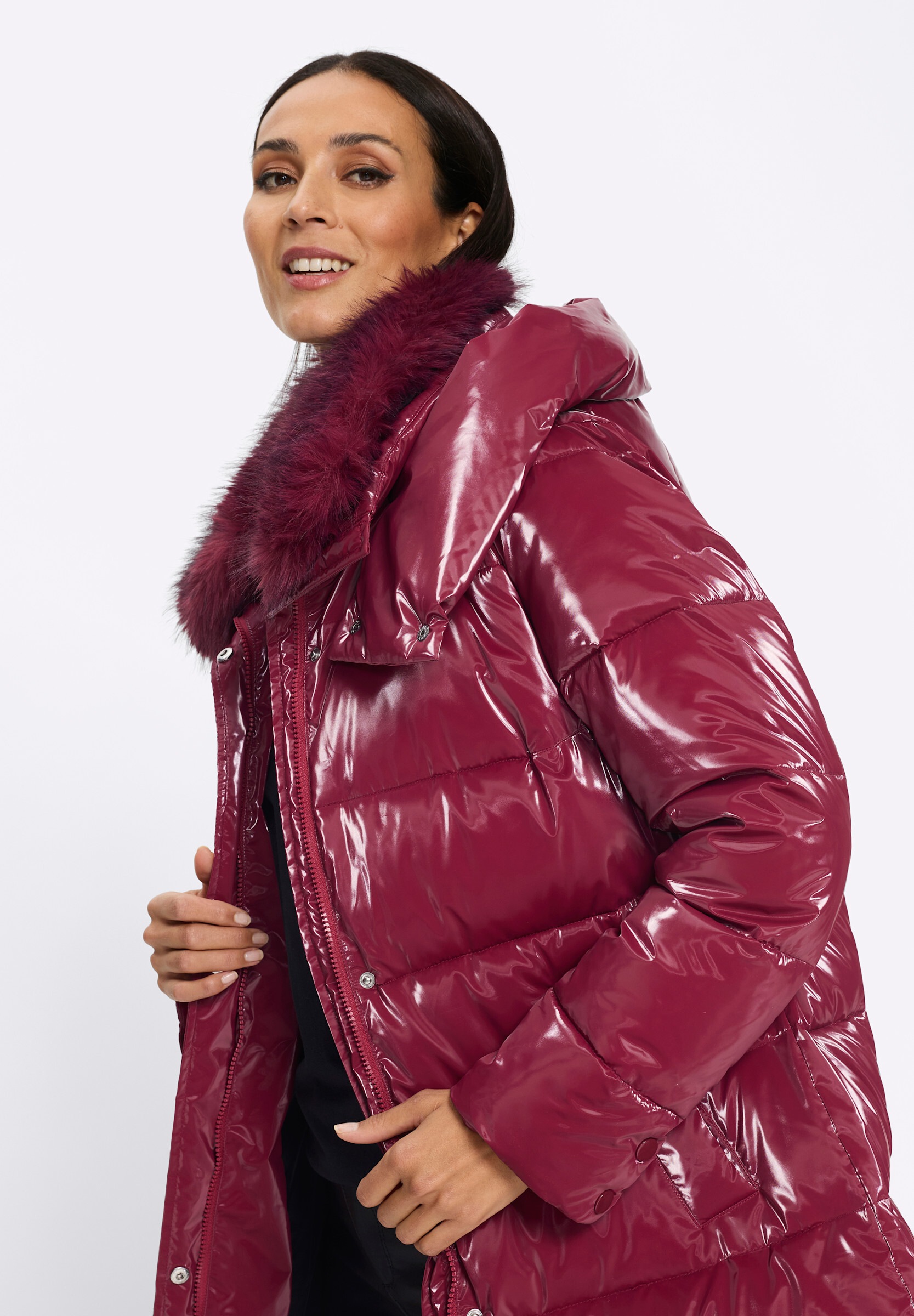 heine Steppjacke »Steppmantel Steppmantel mit Seitenschlitzen« Abnehmbare Kapuze