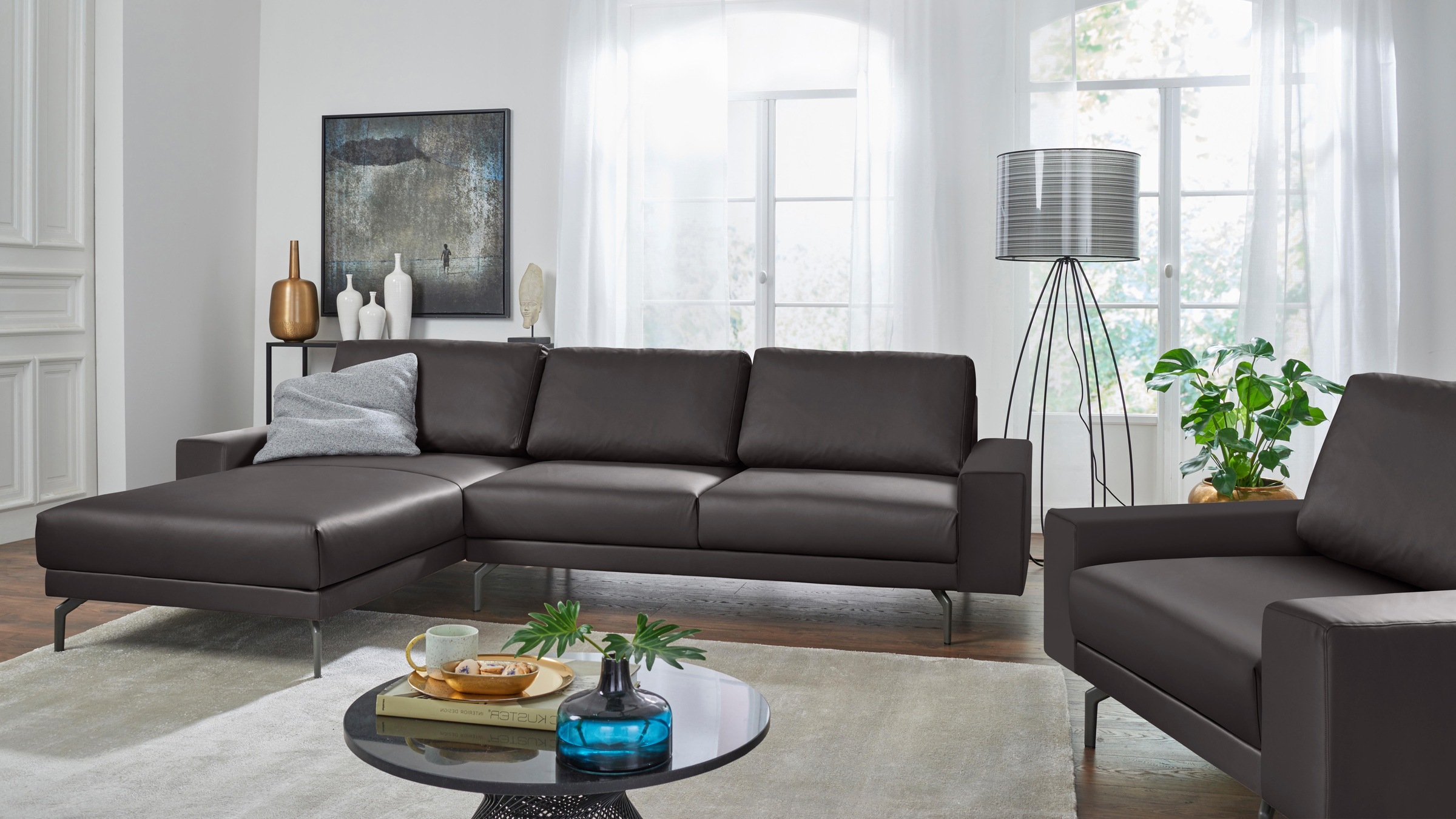 Creation BY ROLF BENZ Ecksofa »CR.450, Designecksofa, L-Form«, Armlehne breit und niedrig, Alugussfüße in umbragrau, Breite 274 cm