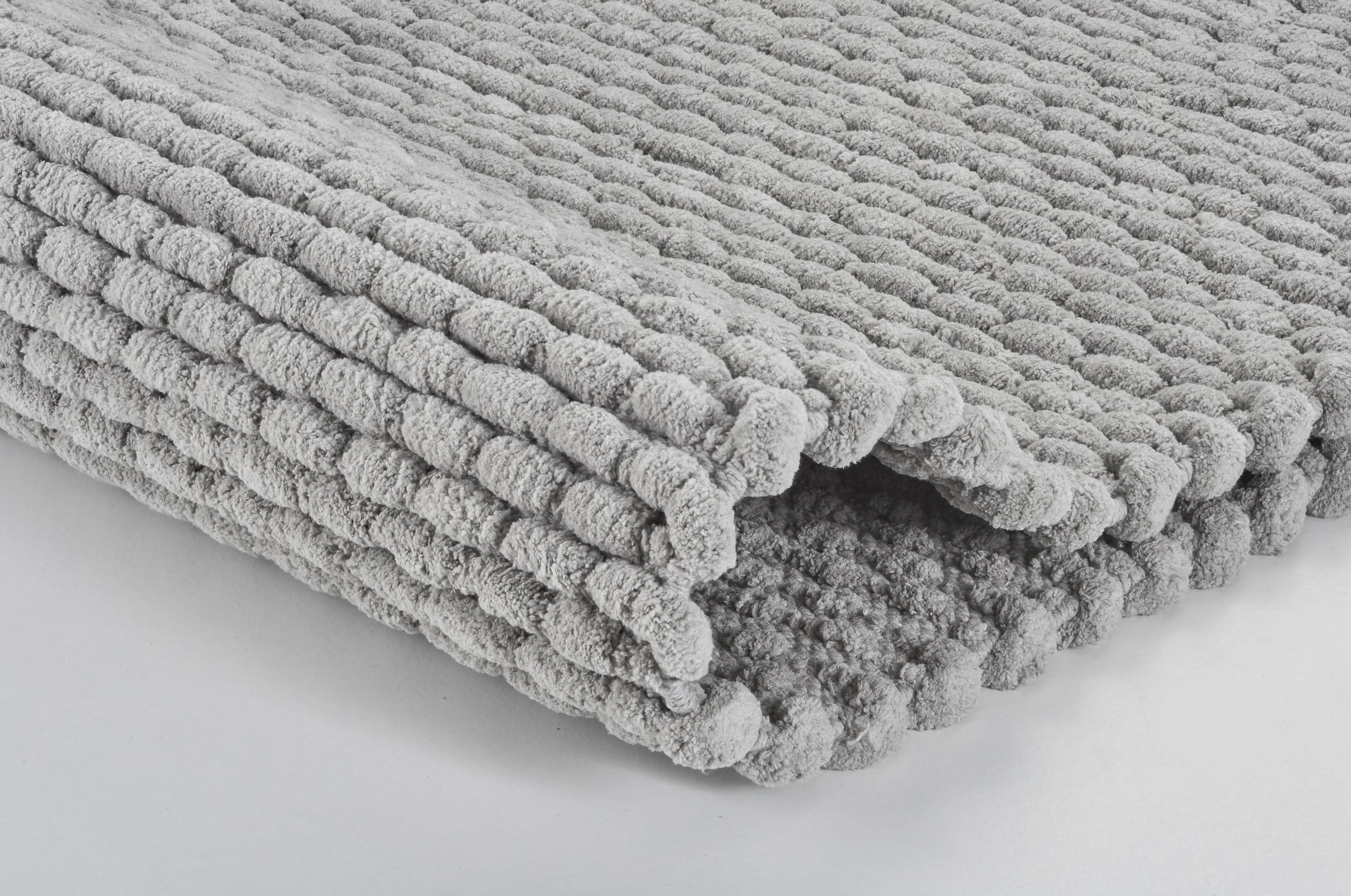 Kleine Wolke Badematte »Willow«, rutschhemmend beschichtet, fußbodenheizungsgeeignet, Badteppich, gewebt, Uni Farben, quadratisch oder rechteckig