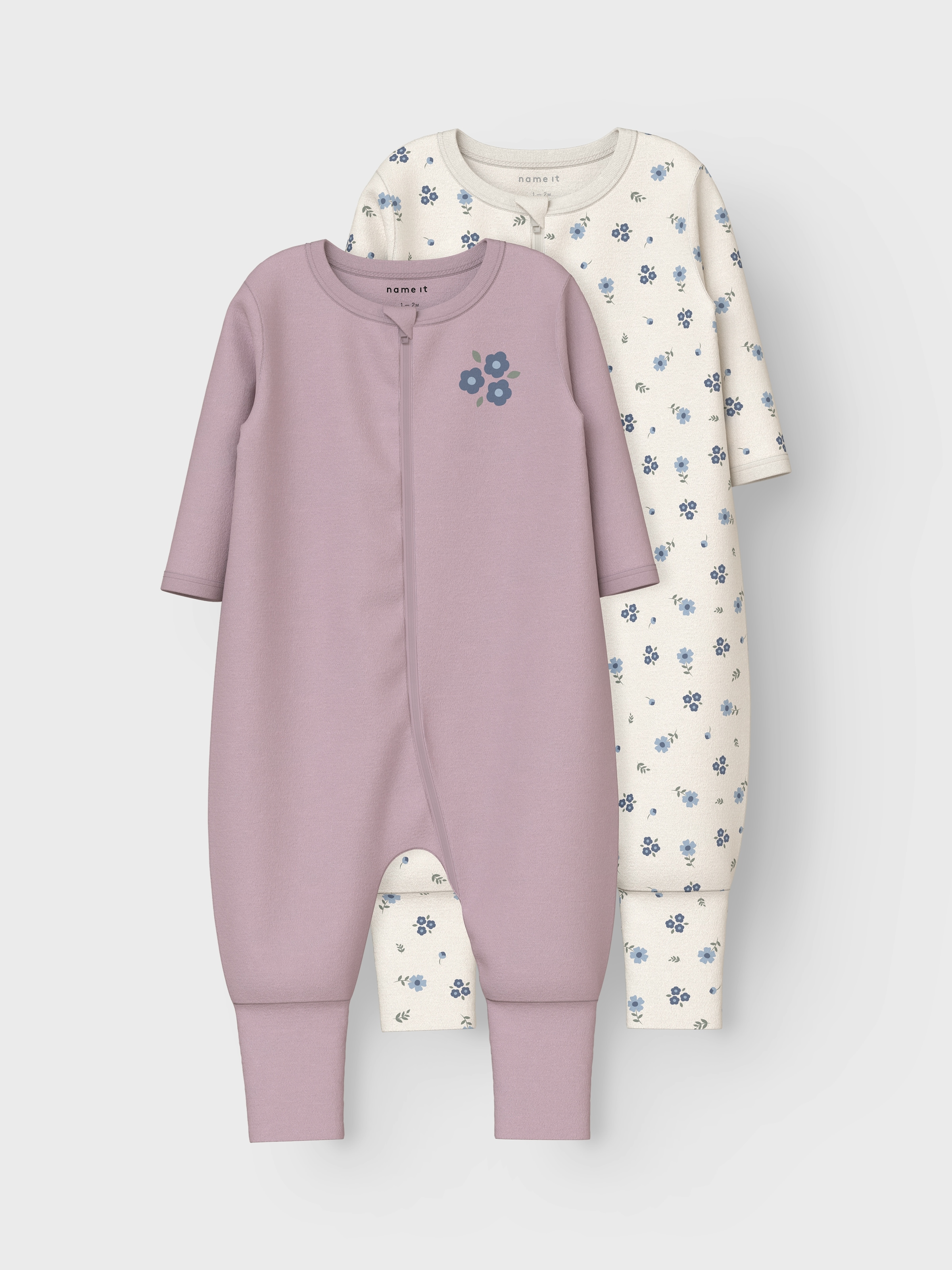 Name It Pyjama »NBFNIGHTSUIT 2P ZIP FF JET FLOWER NOOS«, (Packung, 2 tlg.)