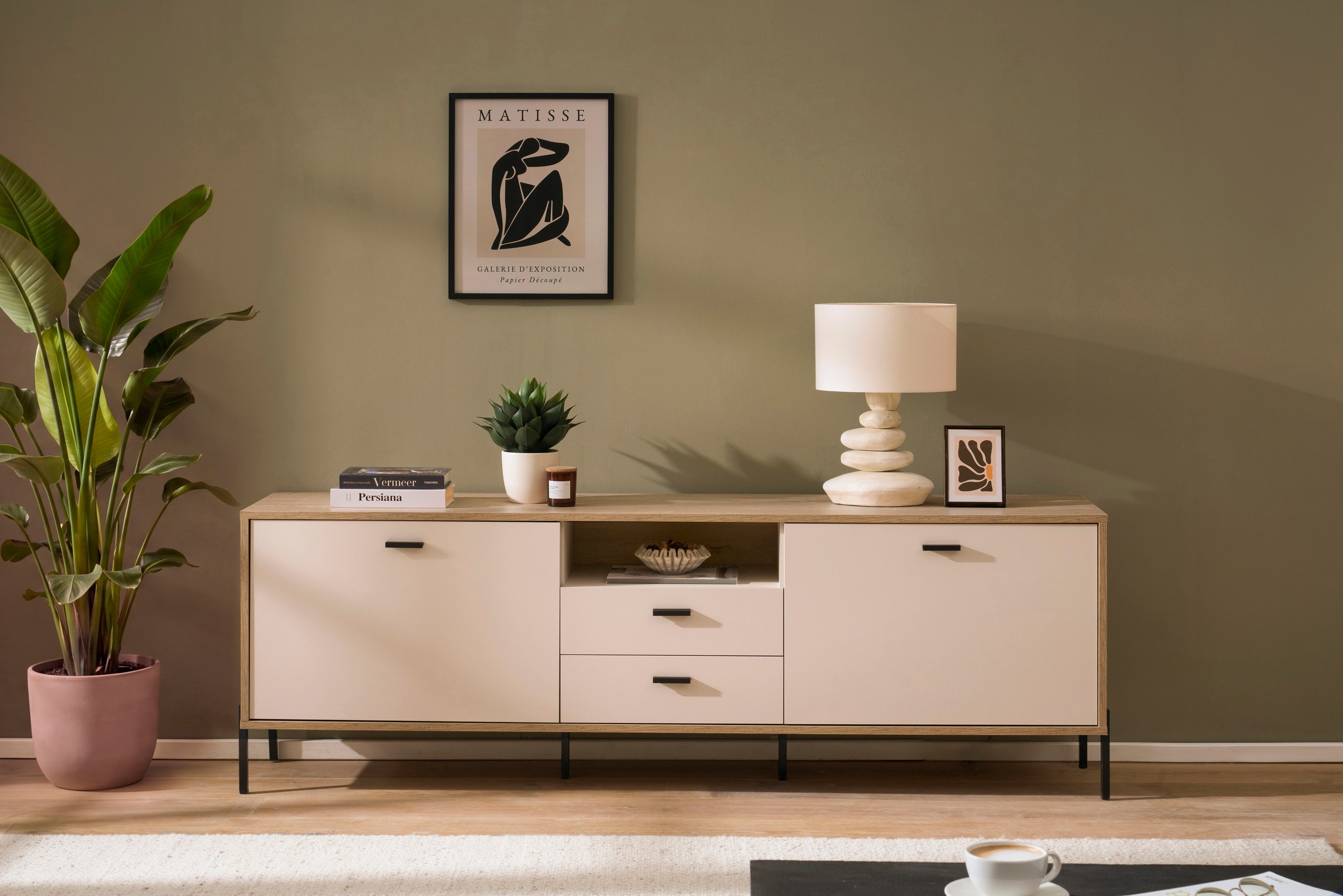 Home affaire Lowboard »Fredericia, TV-Schrank in Kaschmir, moderner TV-Unterschrank, Kommode« zeitlos, schwarze Metallgriffe und -füße, ausreichend Stauraum