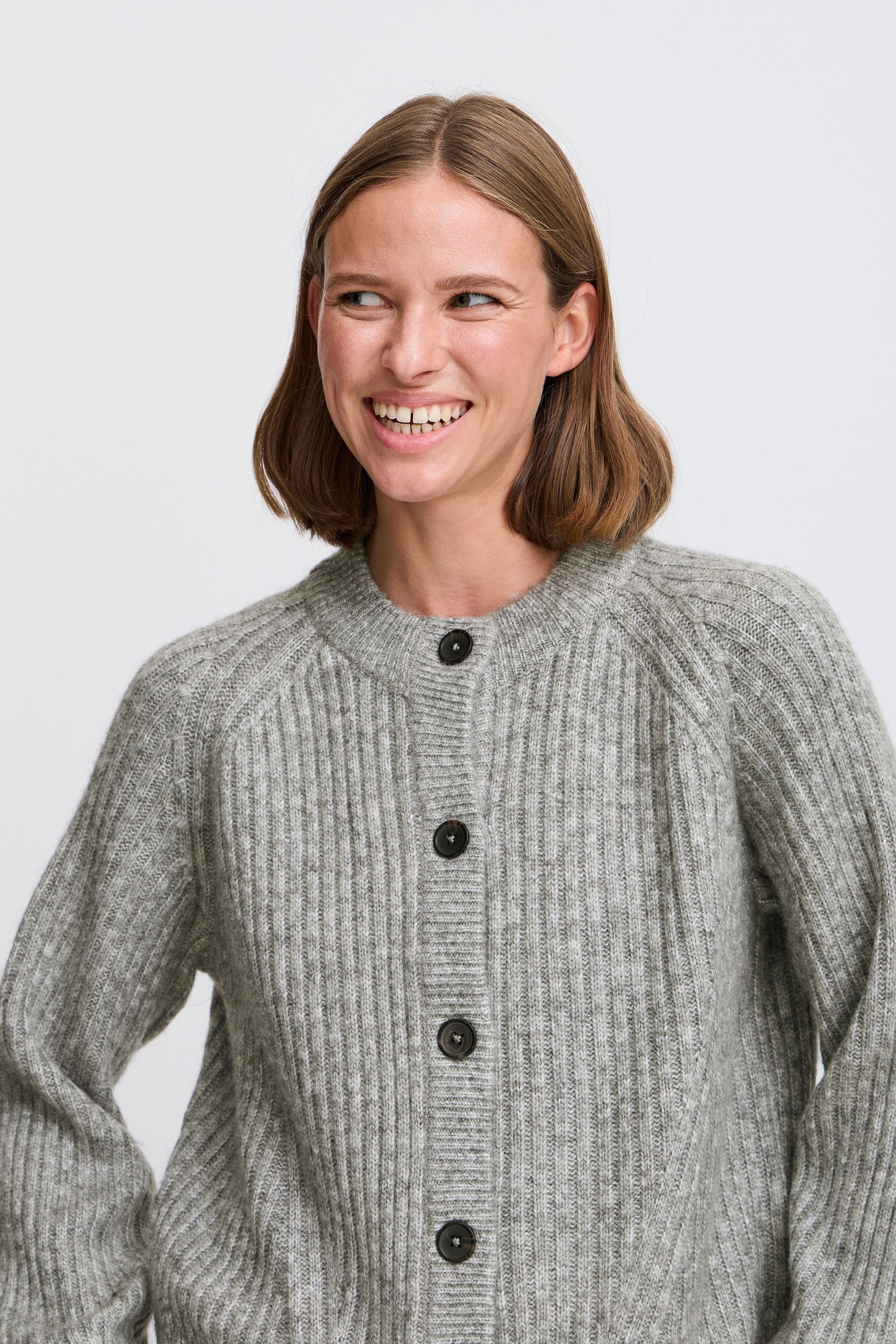 b.young Strickjacke »Strickjacke BYNELLO SHORT CARDIGAN -«