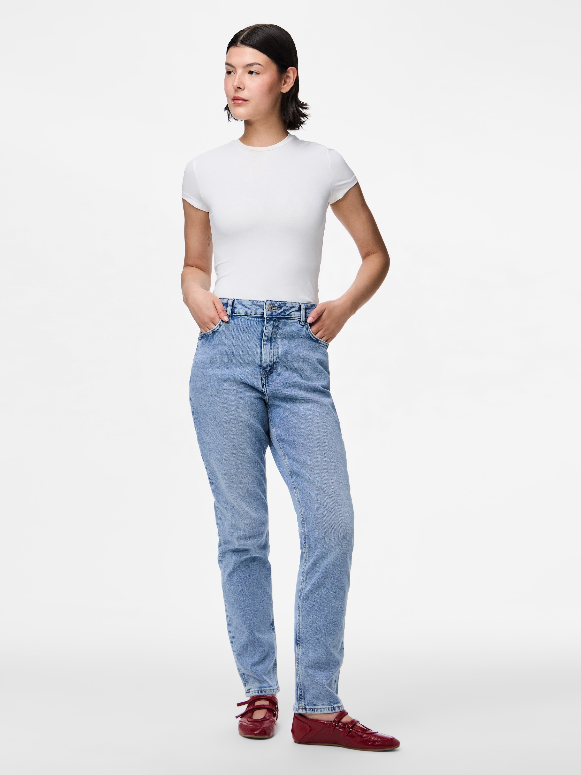 pieces High-waist-Jeans »PCBELLA HW TAP ANK JEANS LB302 NOOS«