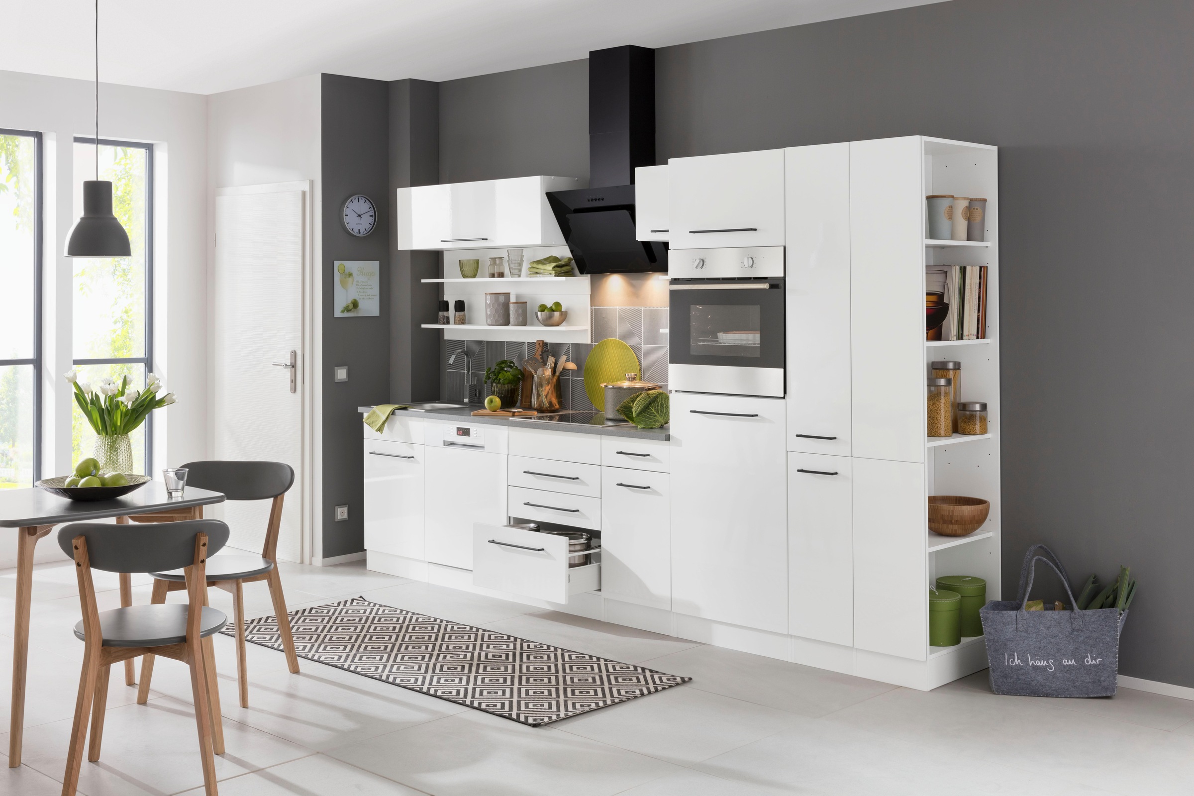 KOCHSTATION Küchenzeile »KS-Tulsa« mit E-Geräten, Breite 300 cm, schwarze Metallgriffe, MDF Fronten