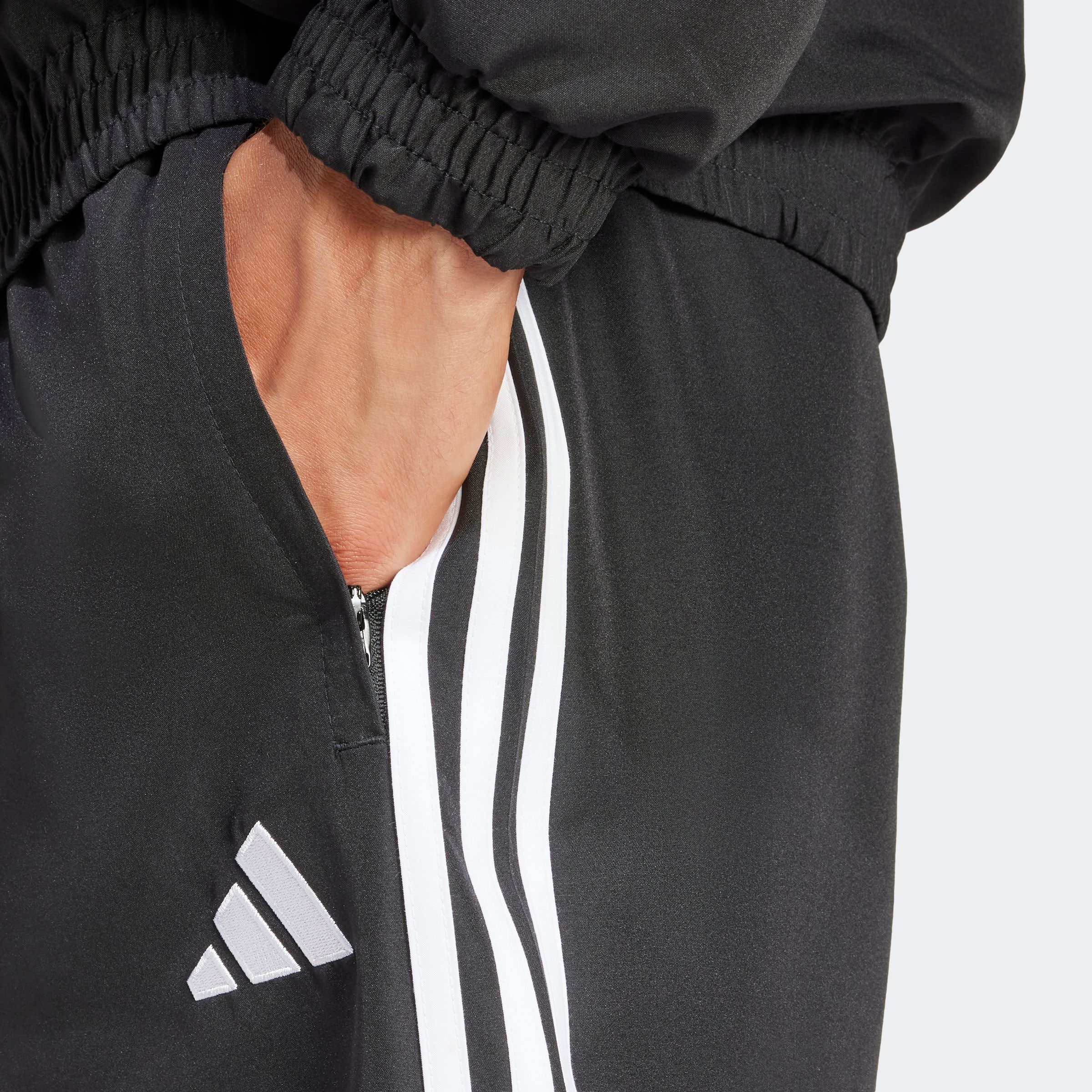 adidas Performance Trainingsshorts »TIRO ES W SHO«, (1 tlg.)
