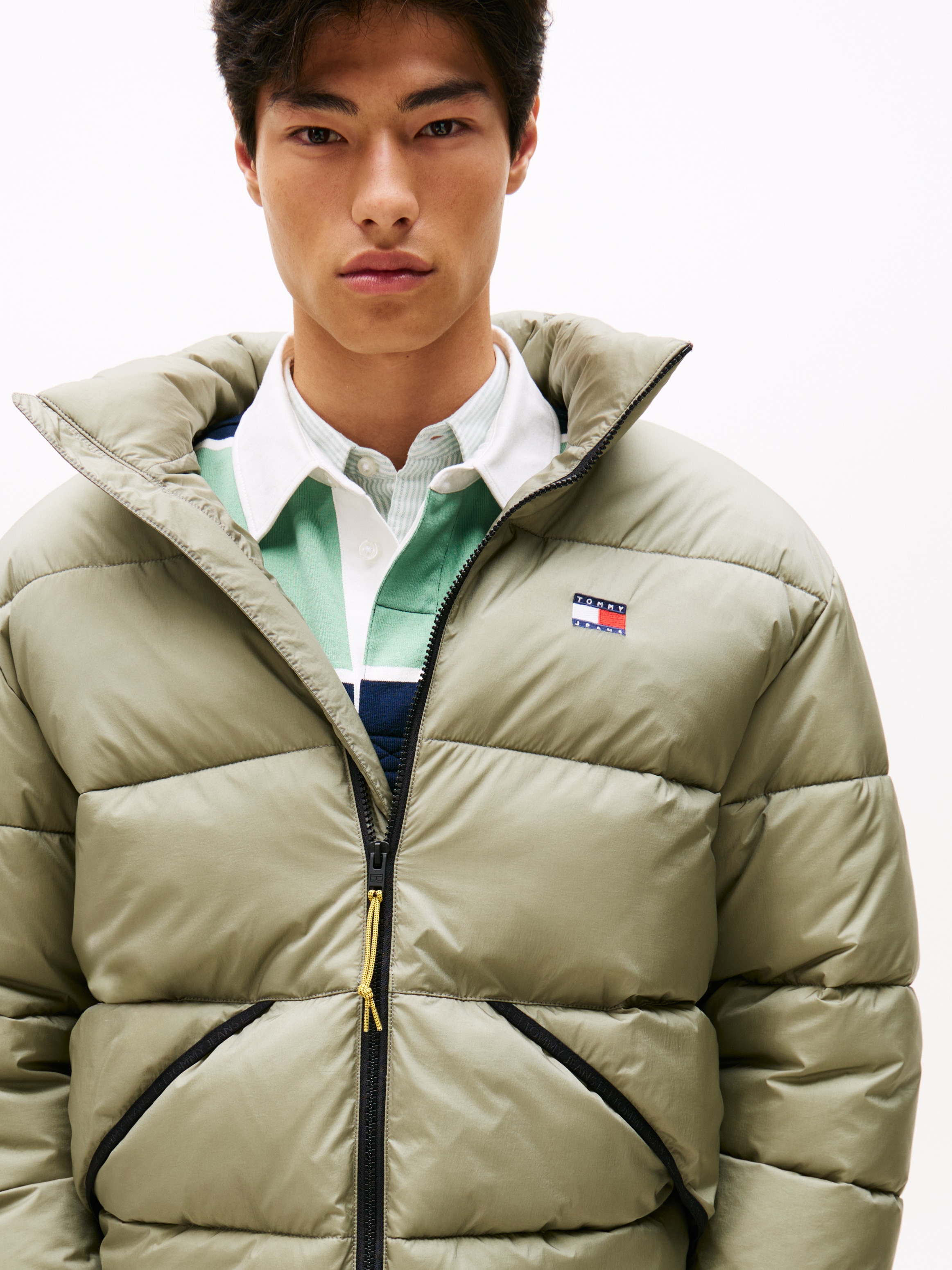 Tommy Jeans Steppjacke »VAIL PUFFER« ohne Kapuze Winterjacke Pufferjacket Regular fit mit Rundhalsausschnitt