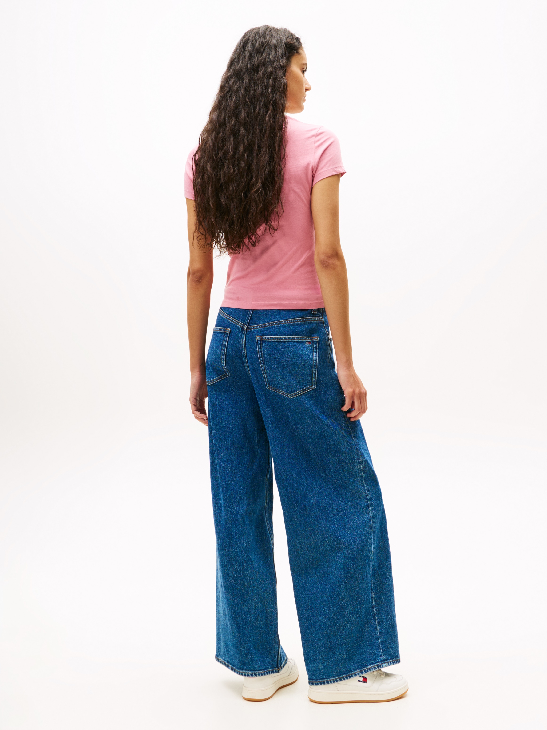 Tommy Jeans T-Shirt »TJW 2PACK C-NECK TEE« Packung, 2er, 2 Stk. tlg. mit Logo-Stickerei