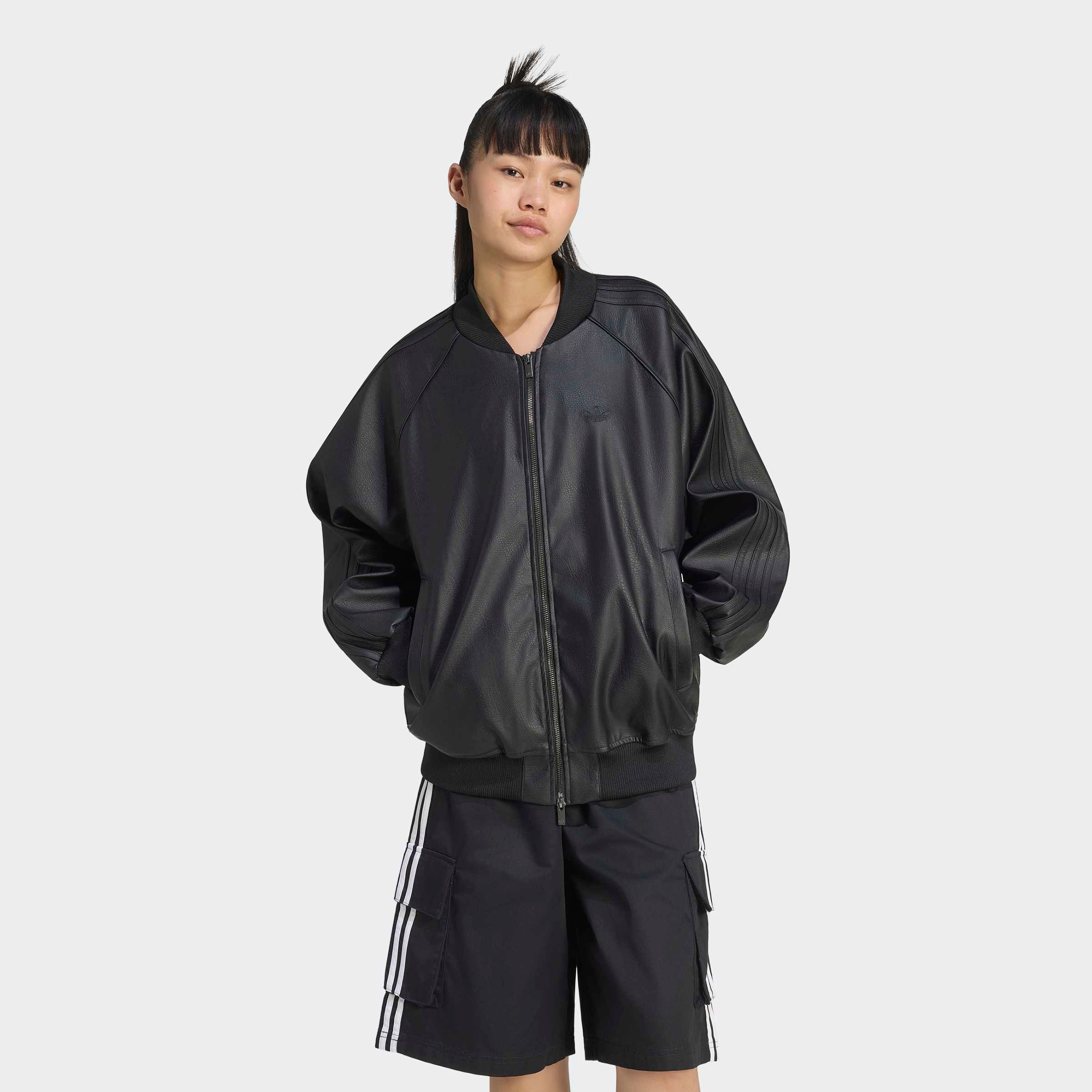 adidas Originals Outdoorjacke »PLTHR SST TT« für Erwachsene, mit Reißverschluss, aus Polyurethan