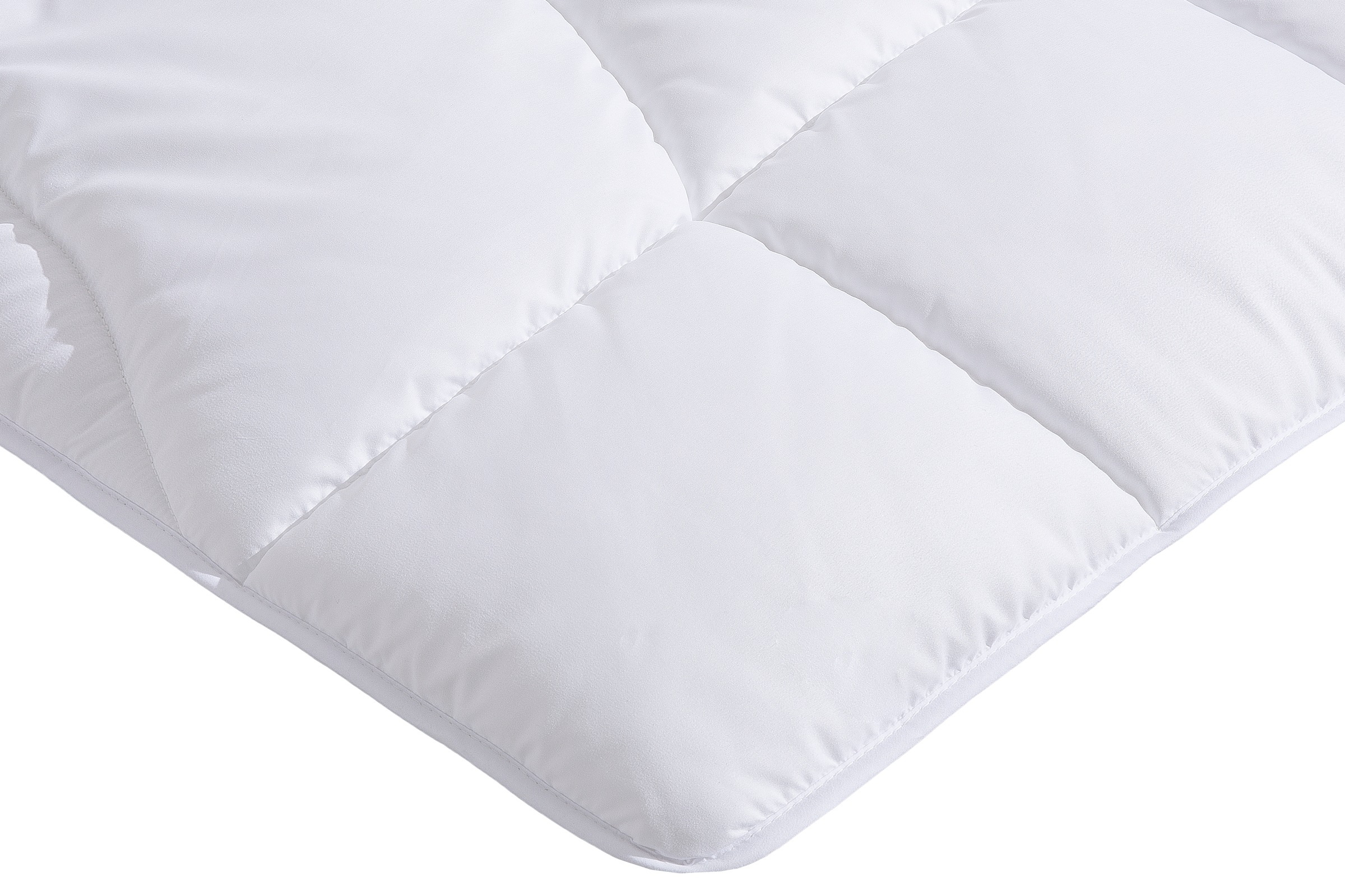 OTTO products Kunstfaserbettdecke »Ellita, Bettdecke in 135x200 cm und weiteren Größen erhältlich«, warm, Füllung Polyester, Bezug Polyester, (1 St.), Unterstütze beim Kauf den Ozean, durch Verwendung recycelter Fasern