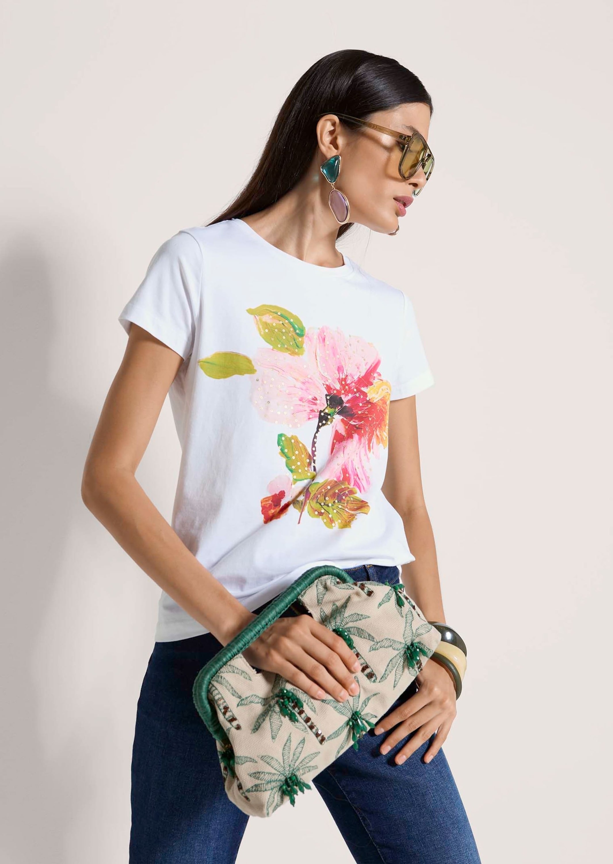 MADELEINE Print-Shirt »Shirt Florales Print-Shirt mit Pailletten, Kurzarm« Pailetten