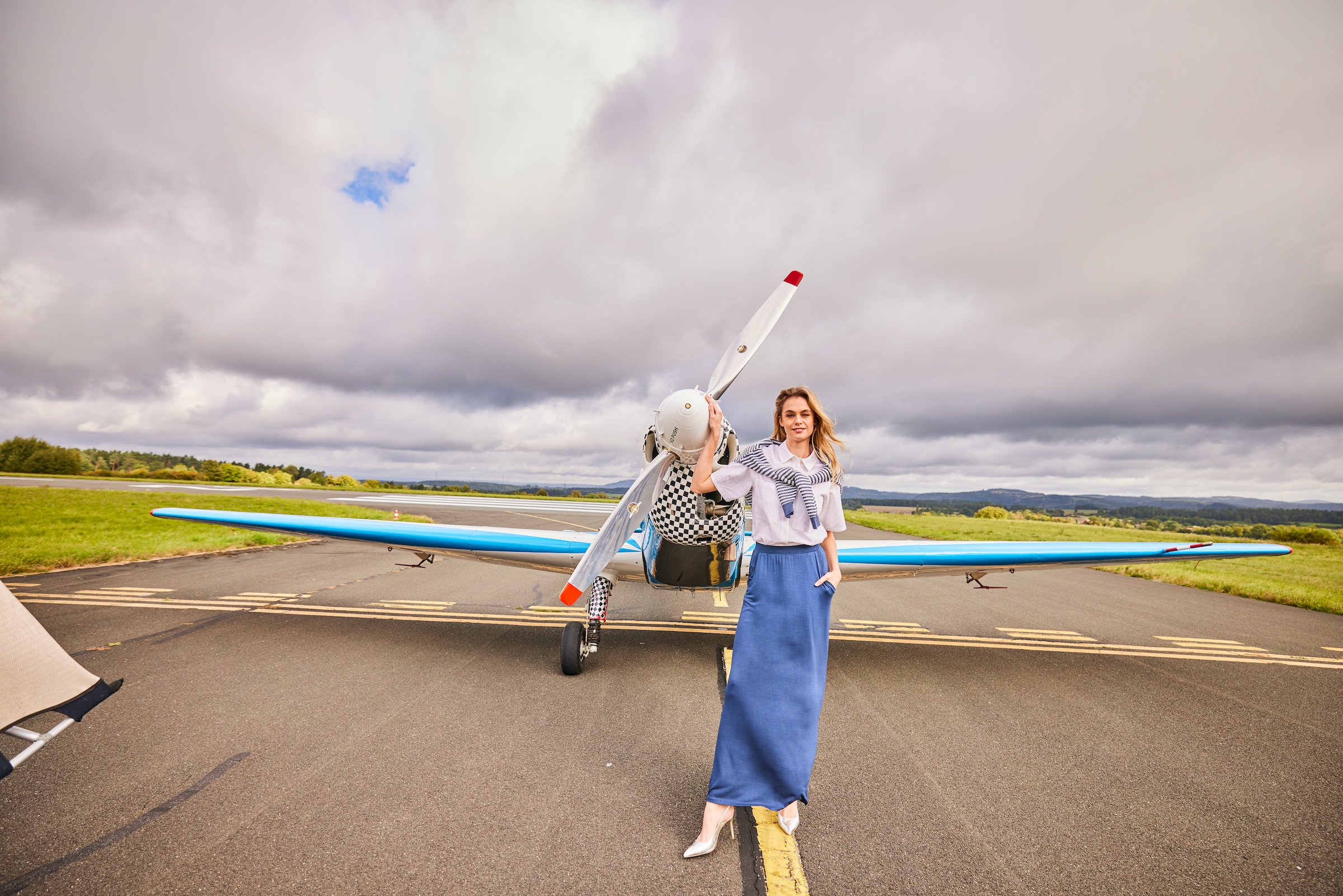 Aniston CASUAL Maxirock im Marine Look