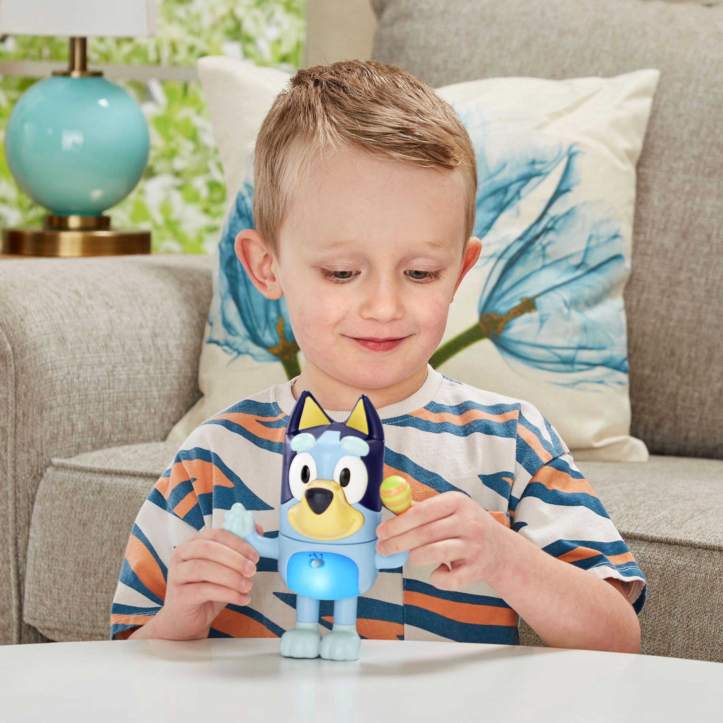 Vtech® Spielfigur »Bluey - Dreh- & Zieh-Reaktionsspiel«, mit Licht- und Soundeffekt
