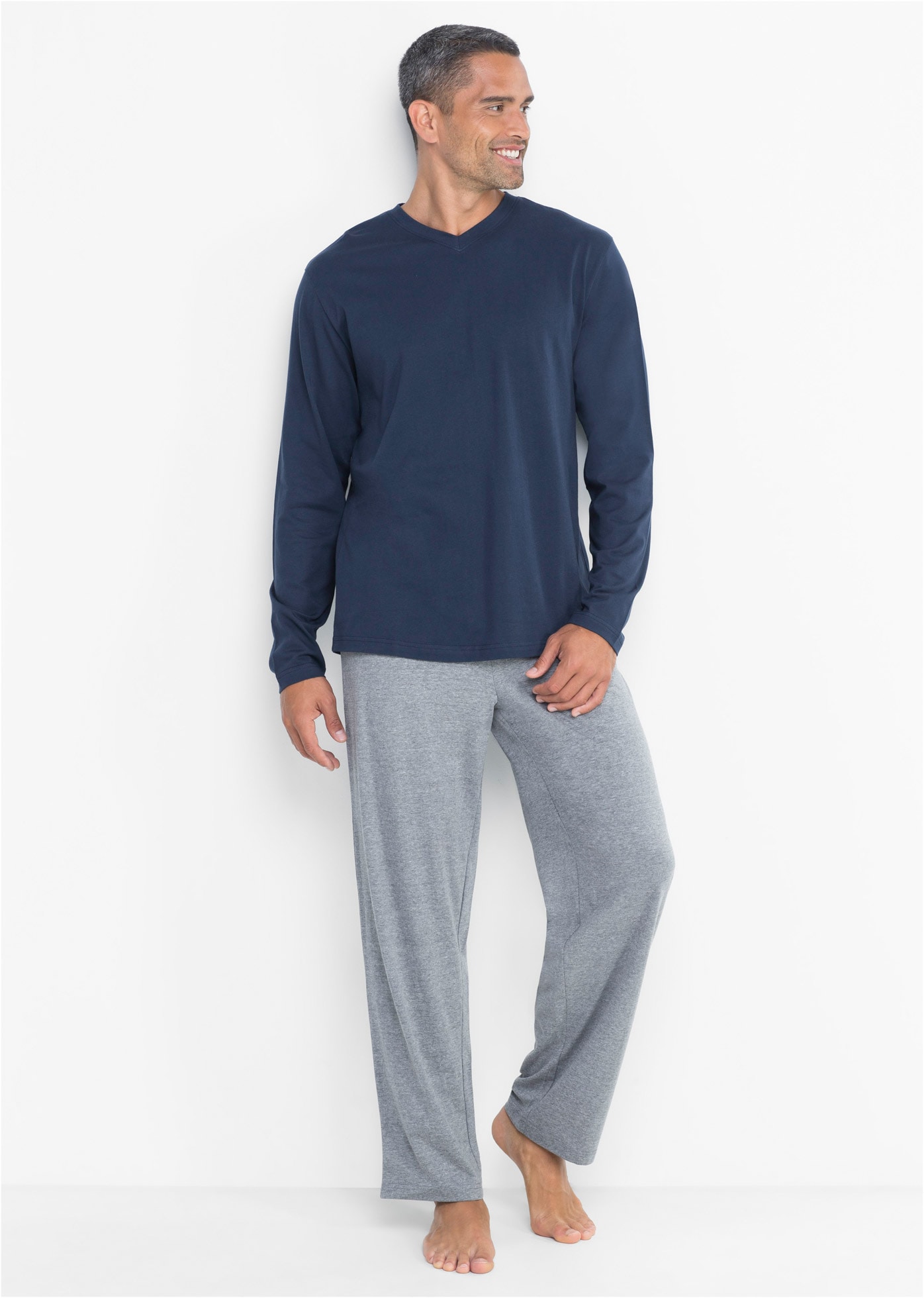 bonprix Pyjama »Pyjama mit Baumwolle und langen Ärmeln« Set, 2 lockere Passform, aus Baumwolle, mit sanfter Melierung